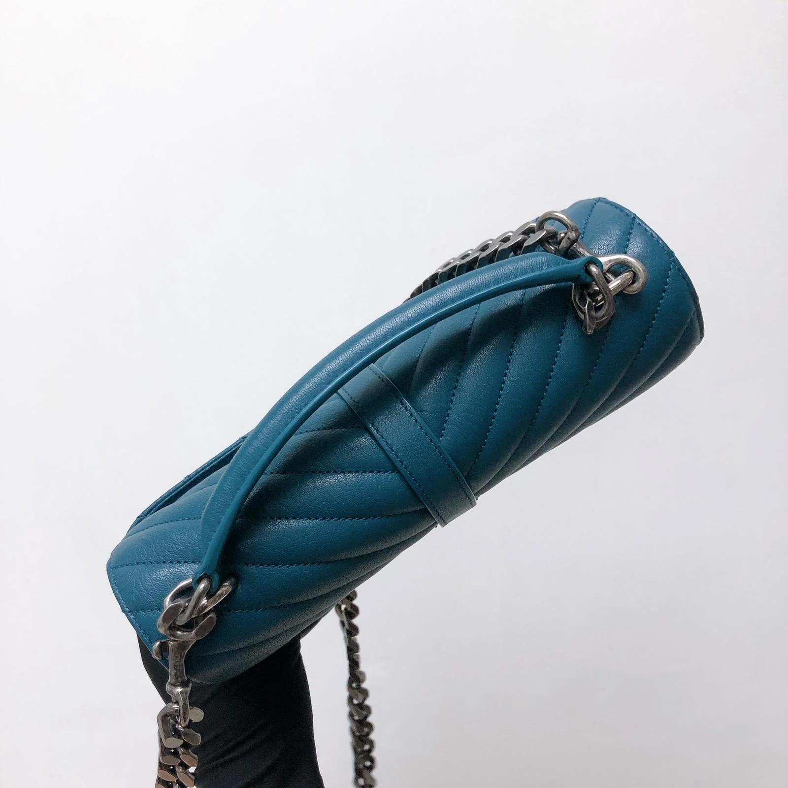 Medium Chevron College Leather Bag Blue - Image 7