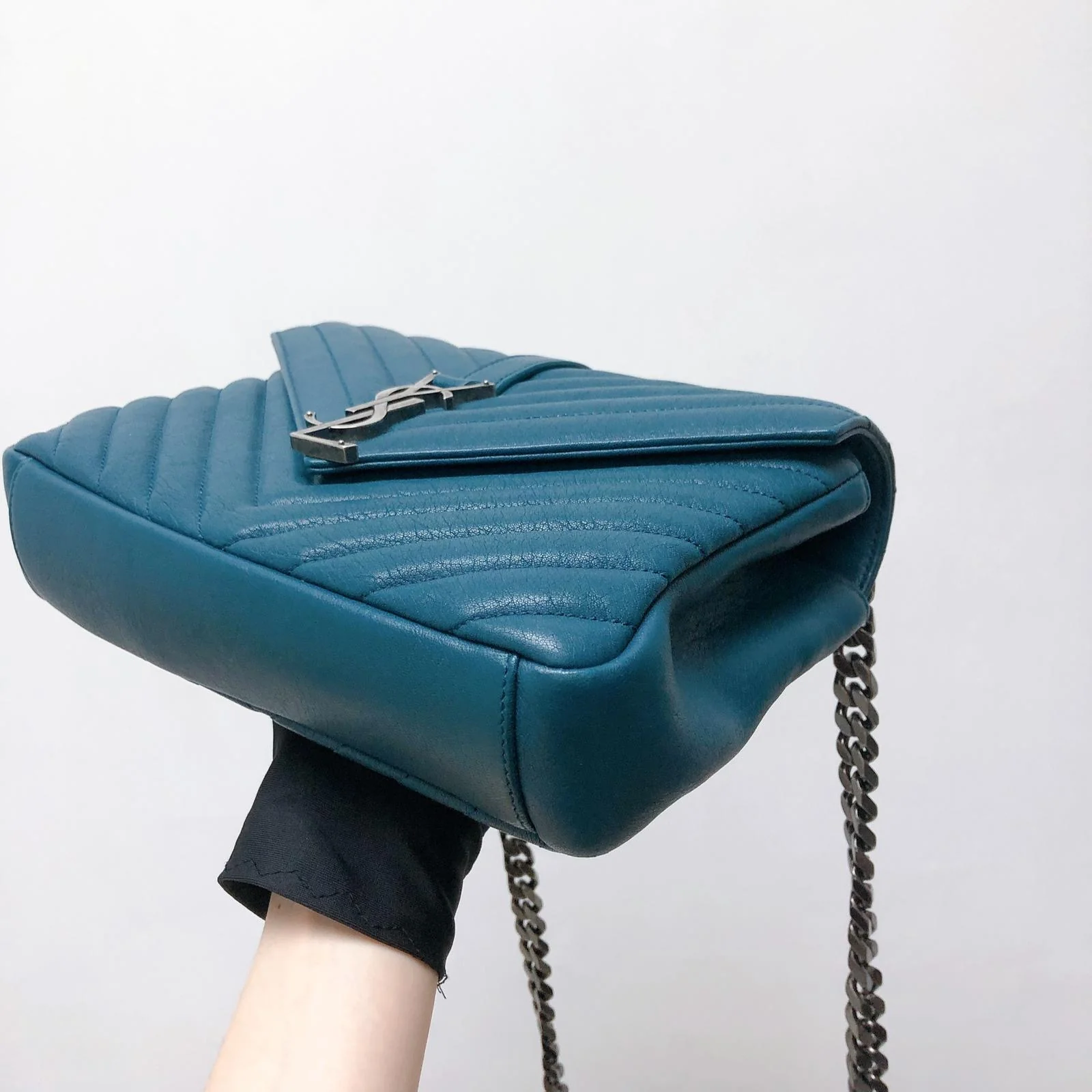Medium Chevron College Leather Bag Blue - Image 9