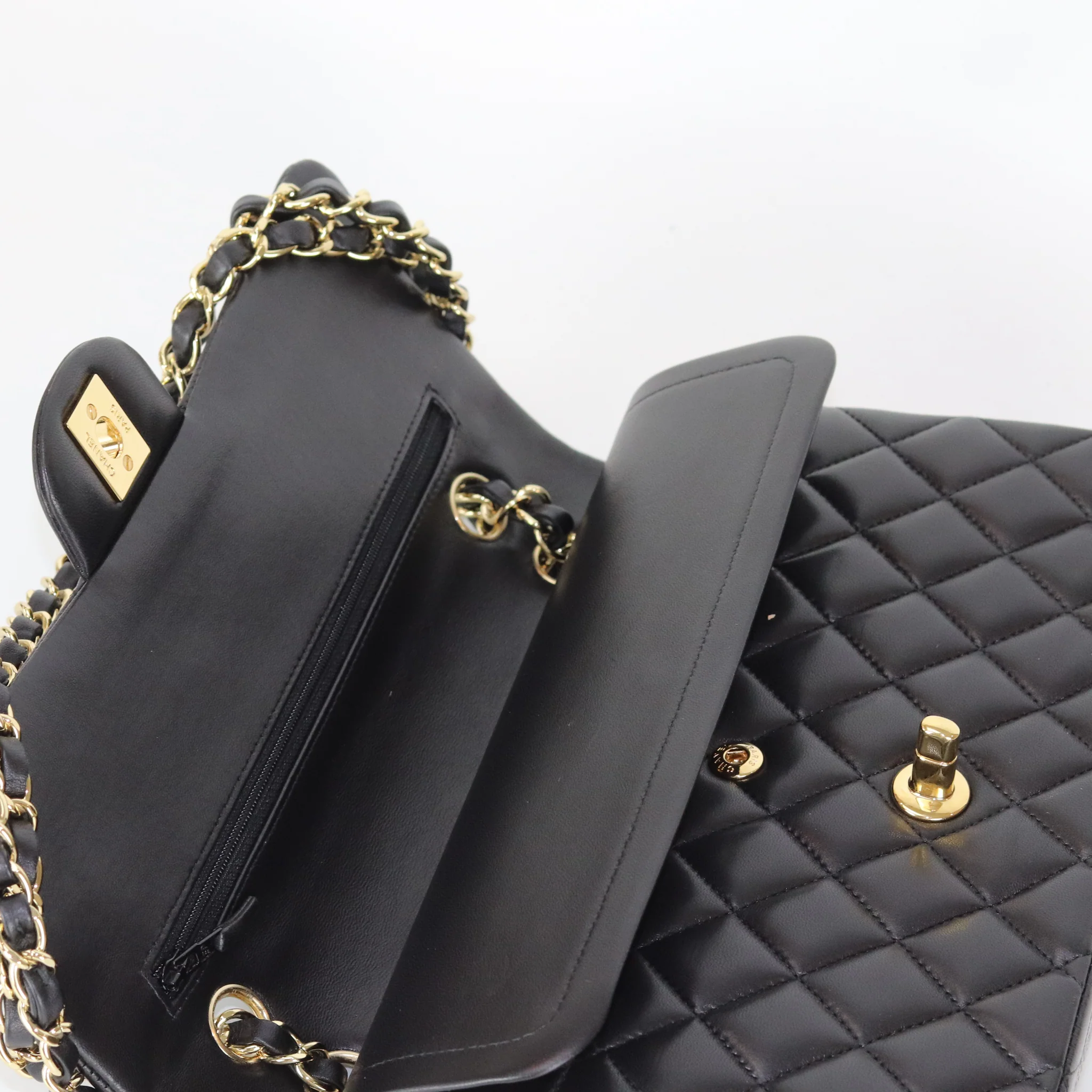 Classic Flap Black Medium Lambskin GHW - Image 16