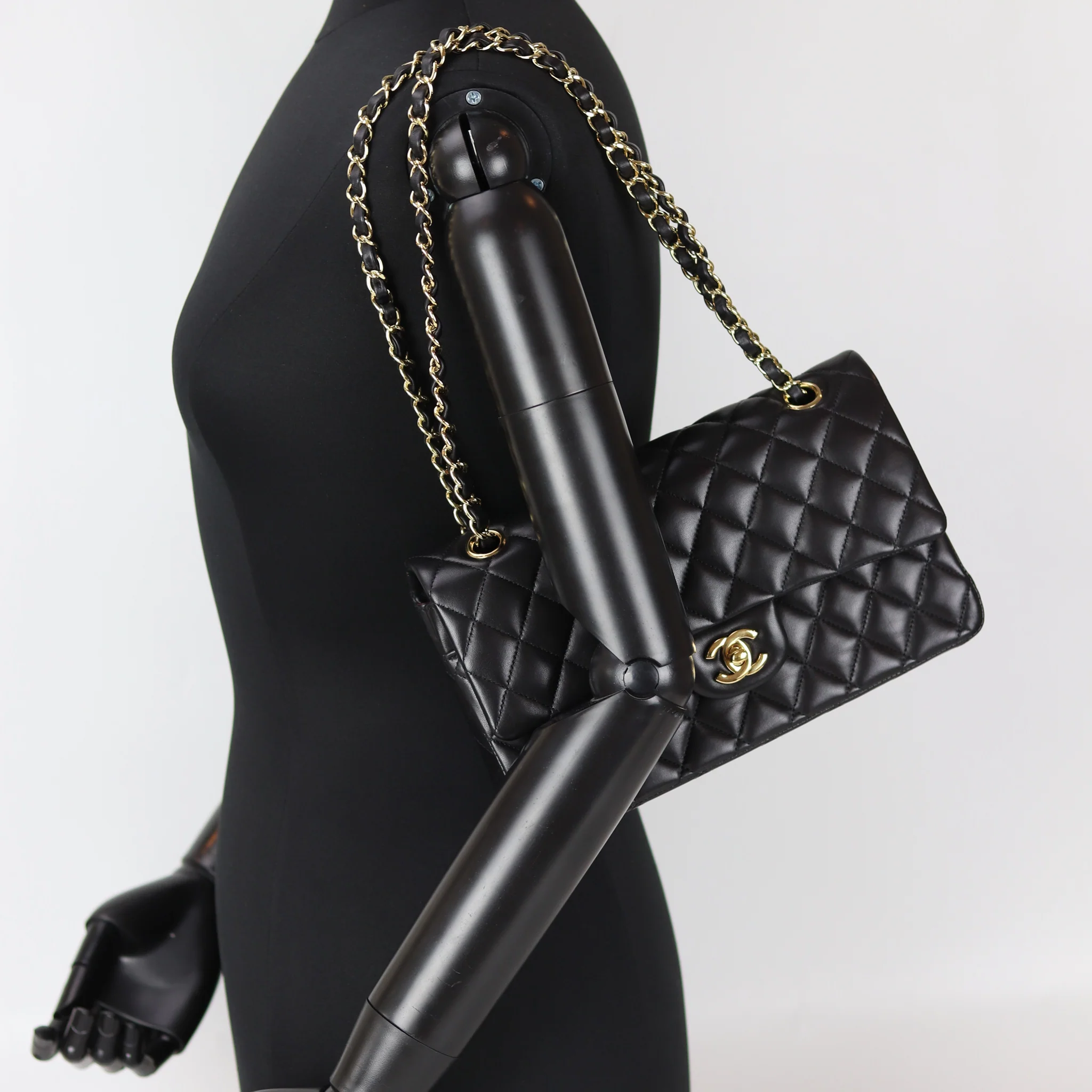 Classic Flap Black Medium Lambskin GHW - Image 27