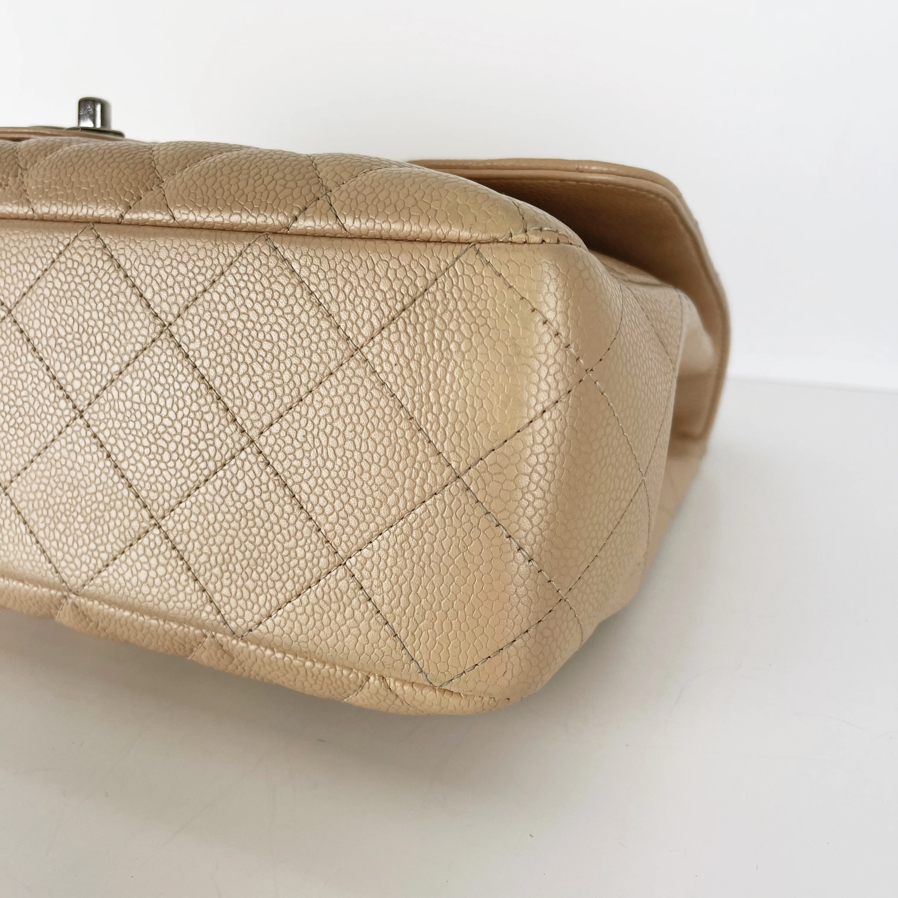 Single Flap Jumbo in Beige Caviar with SHW - Image 15
