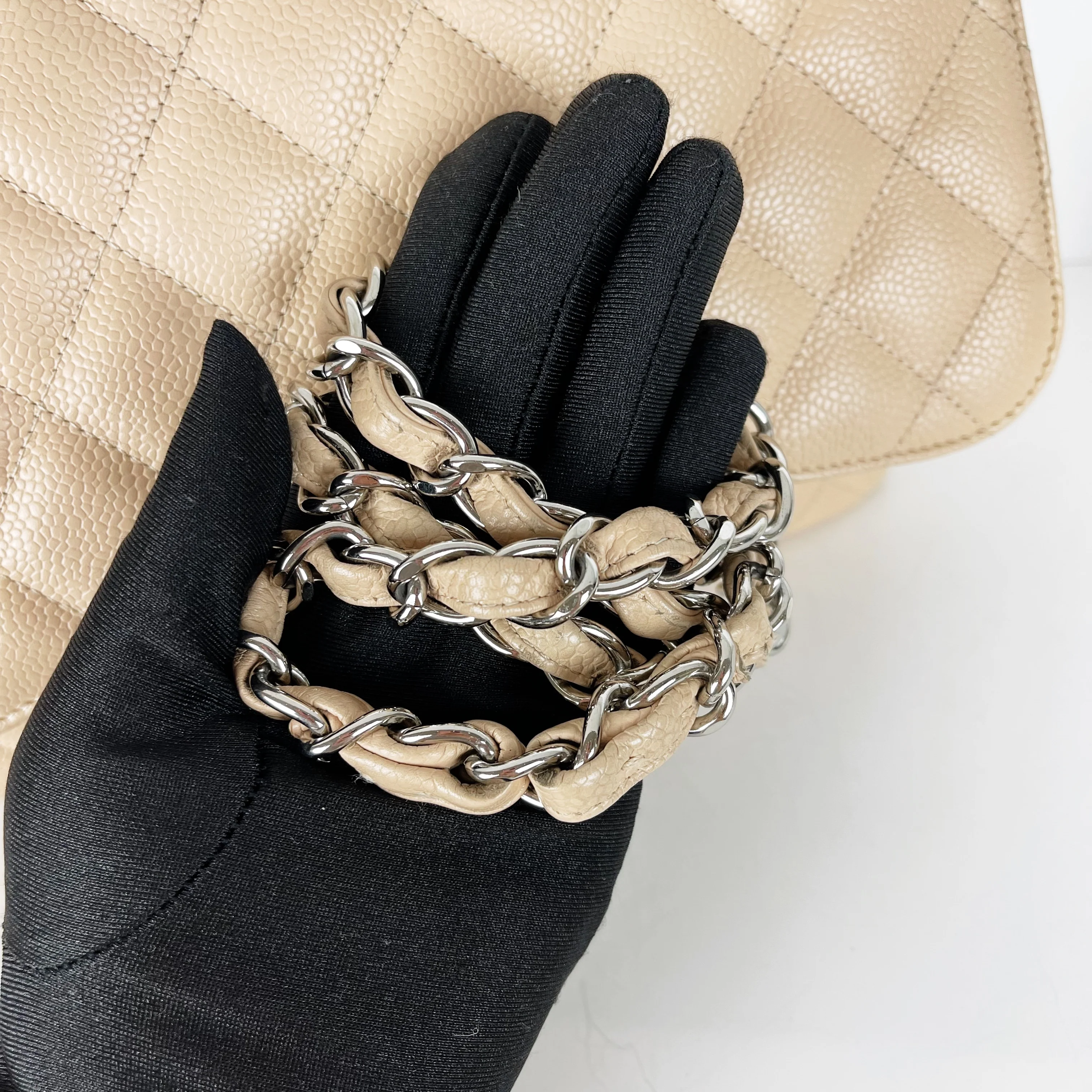 Single Flap Jumbo in Beige Caviar with SHW - Image 21