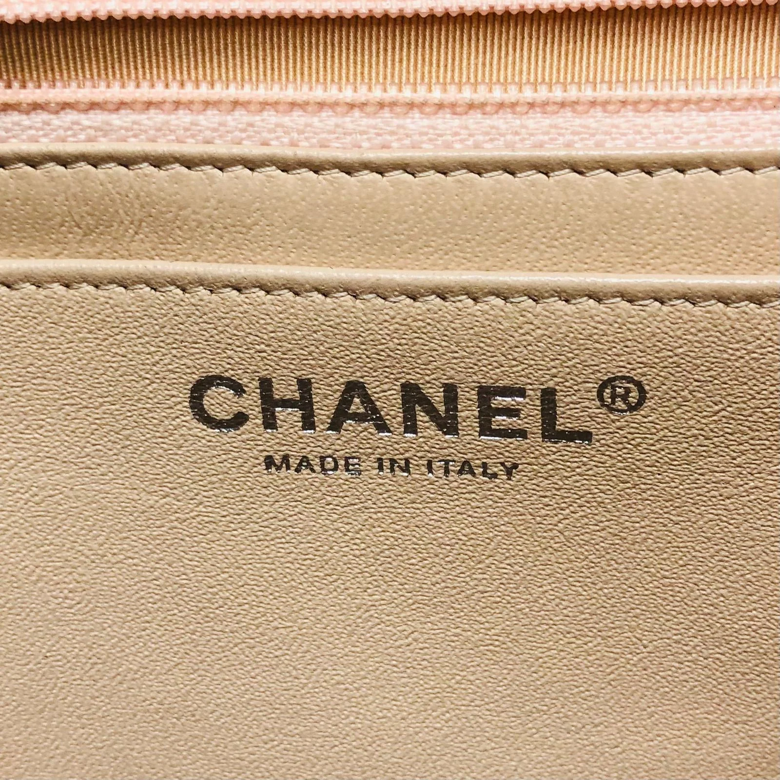 Single Flap Jumbo in Beige Caviar with SHW - Image 23
