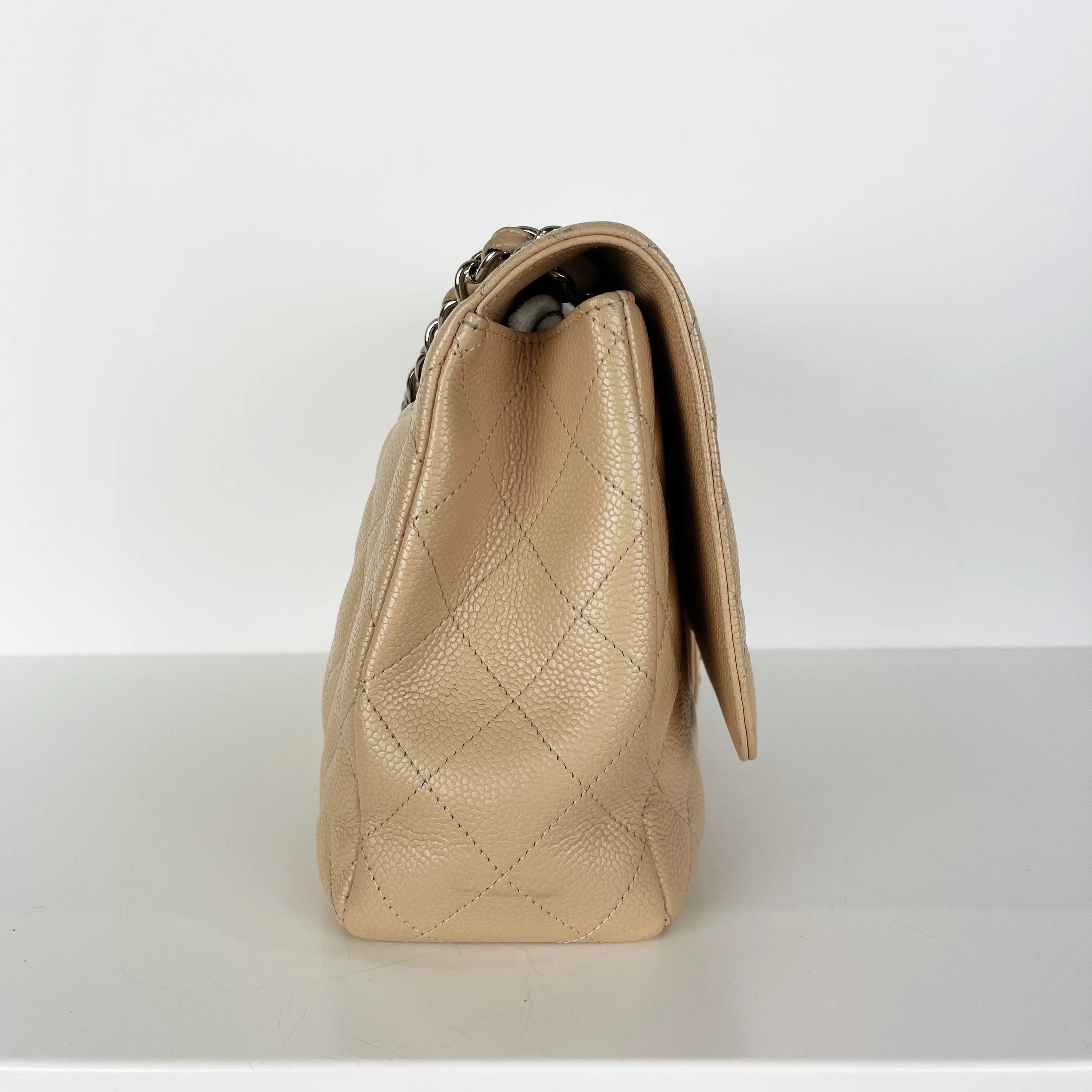 Single Flap Jumbo in Beige Caviar with SHW - Image 8