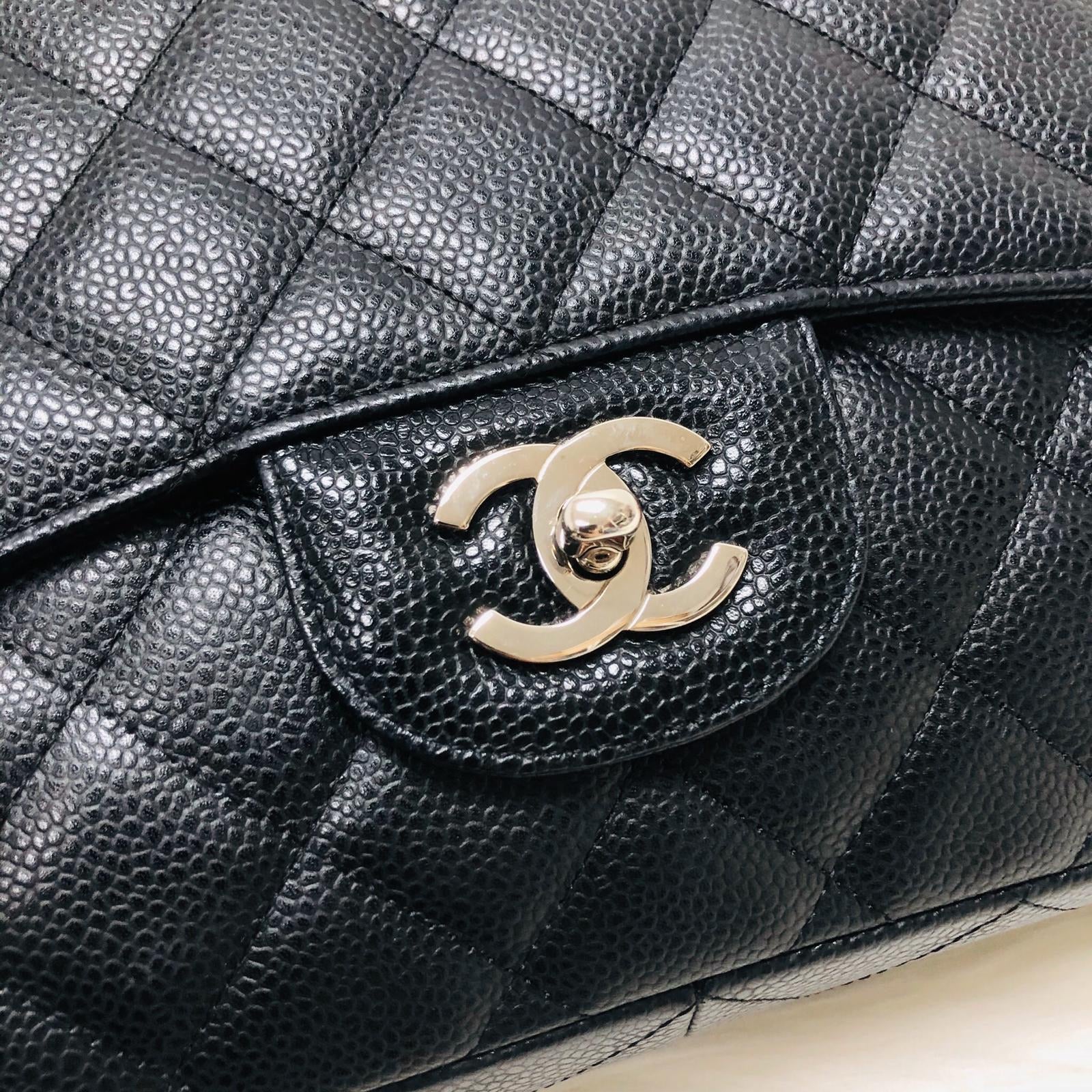 Single Flap Classic Jumbo in Black Caviar with SHW - Image 13