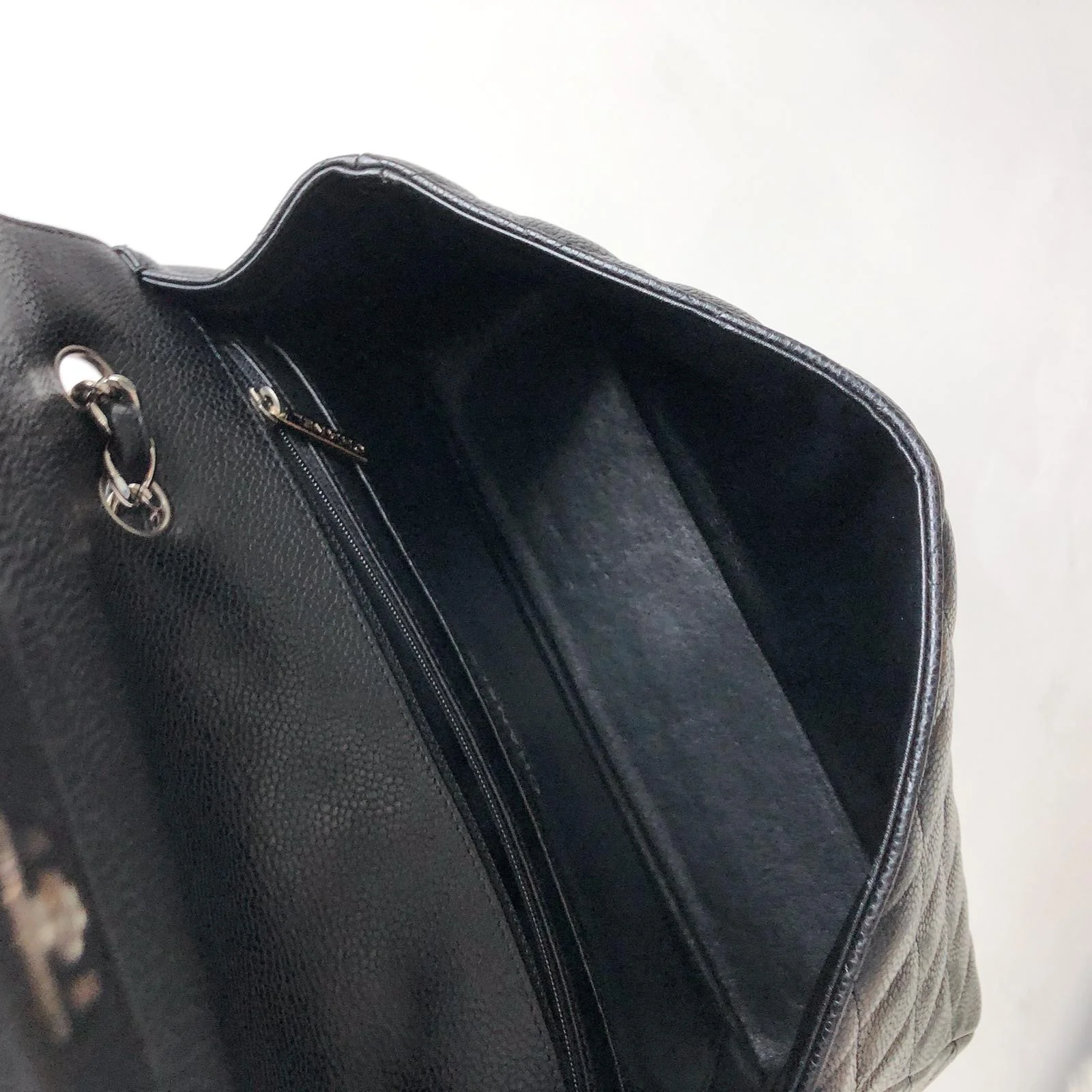Single Flap Classic Jumbo in Black Caviar with SHW - Image 5