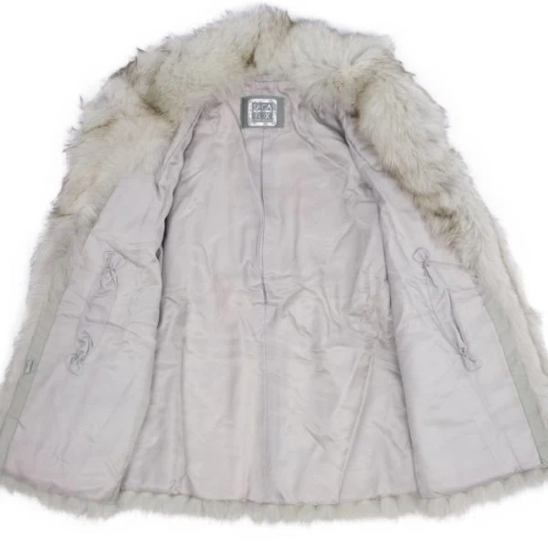 Blue Fox Fur Coat in White - Image 5