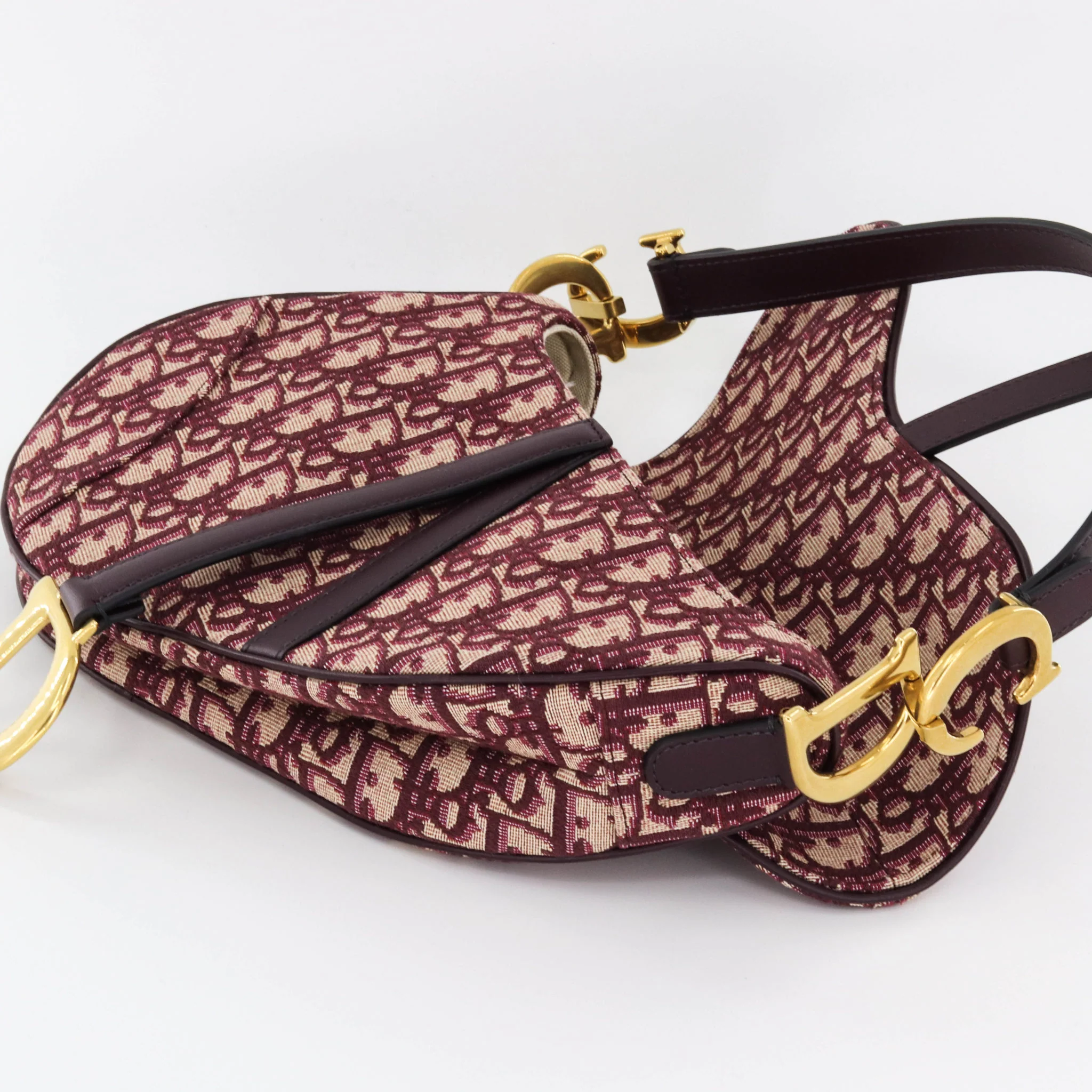 Oblique saddle bag burgundy - Image 12