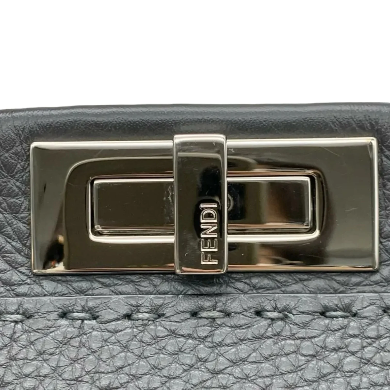 Cuoio Romano Selleria Bi-Color Medium Peekaboo Black SHW - Image 15