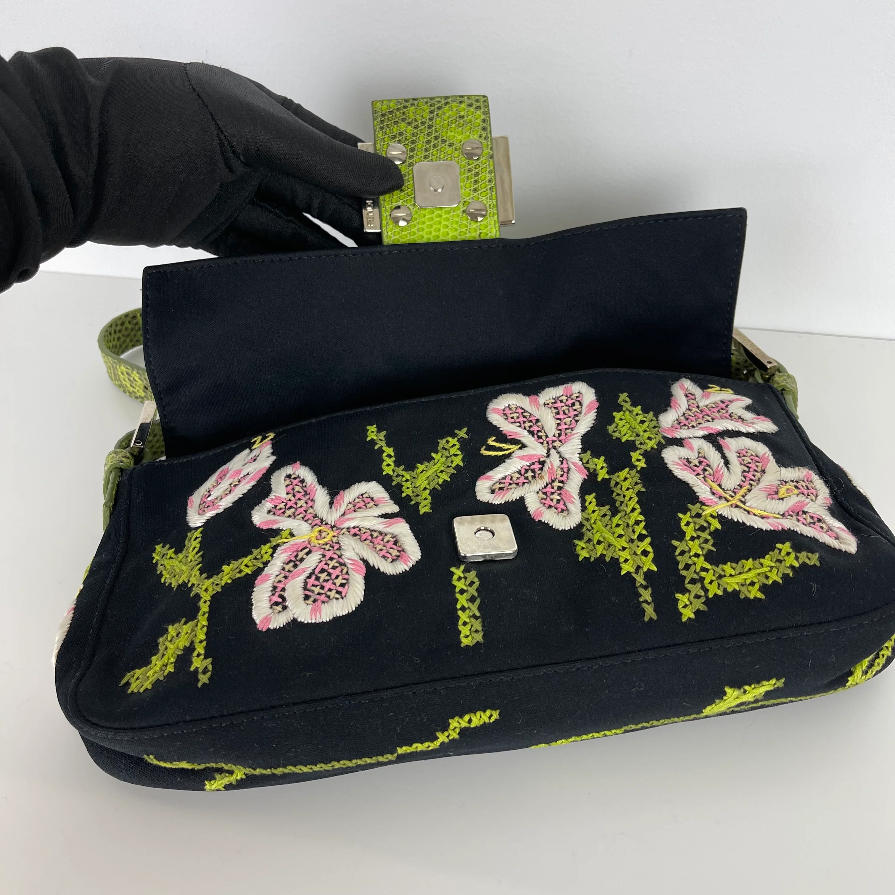 Embroidered Flowers and Lizard Trim Baguette - Image 7