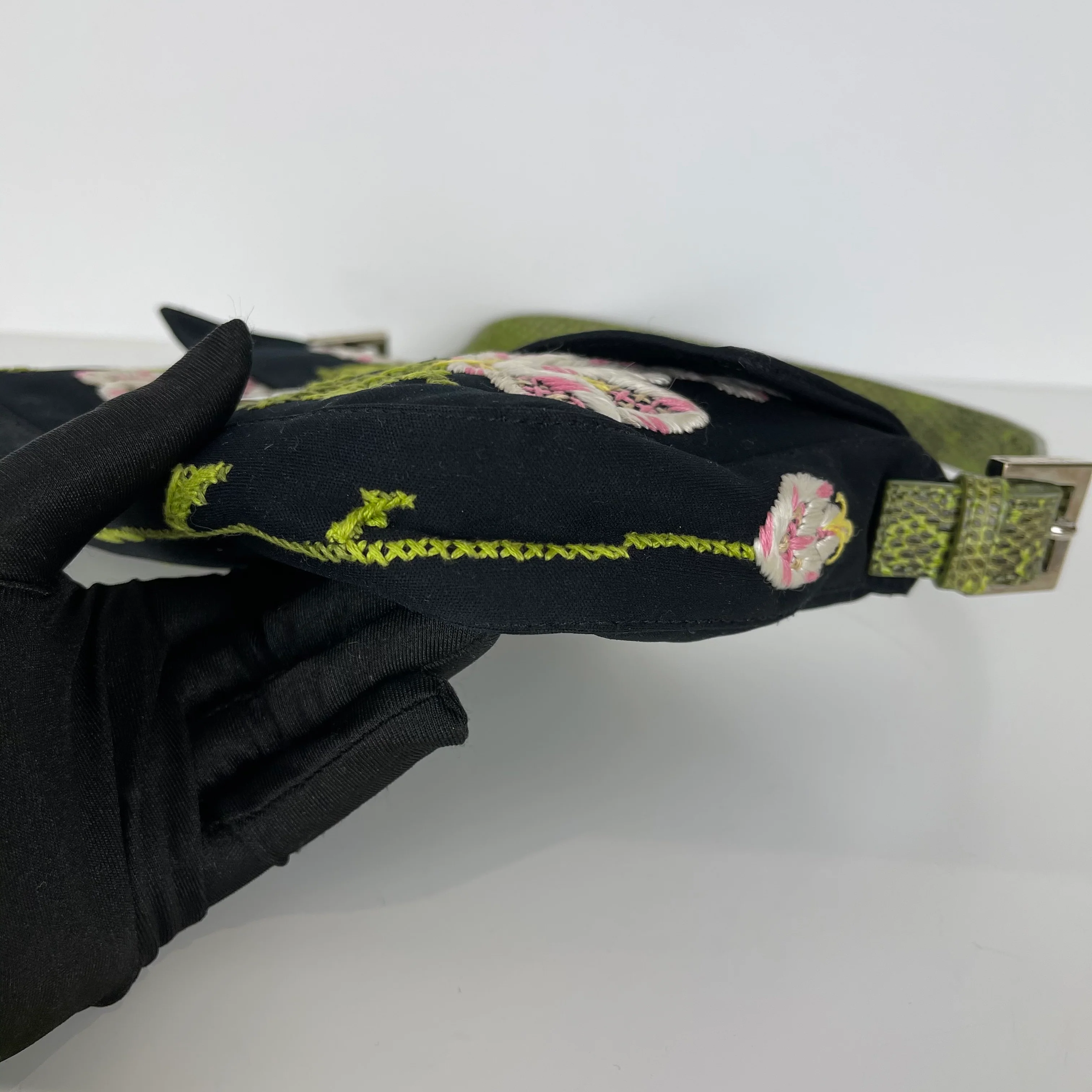 Embroidered Flowers and Lizard Trim Baguette - Image 9