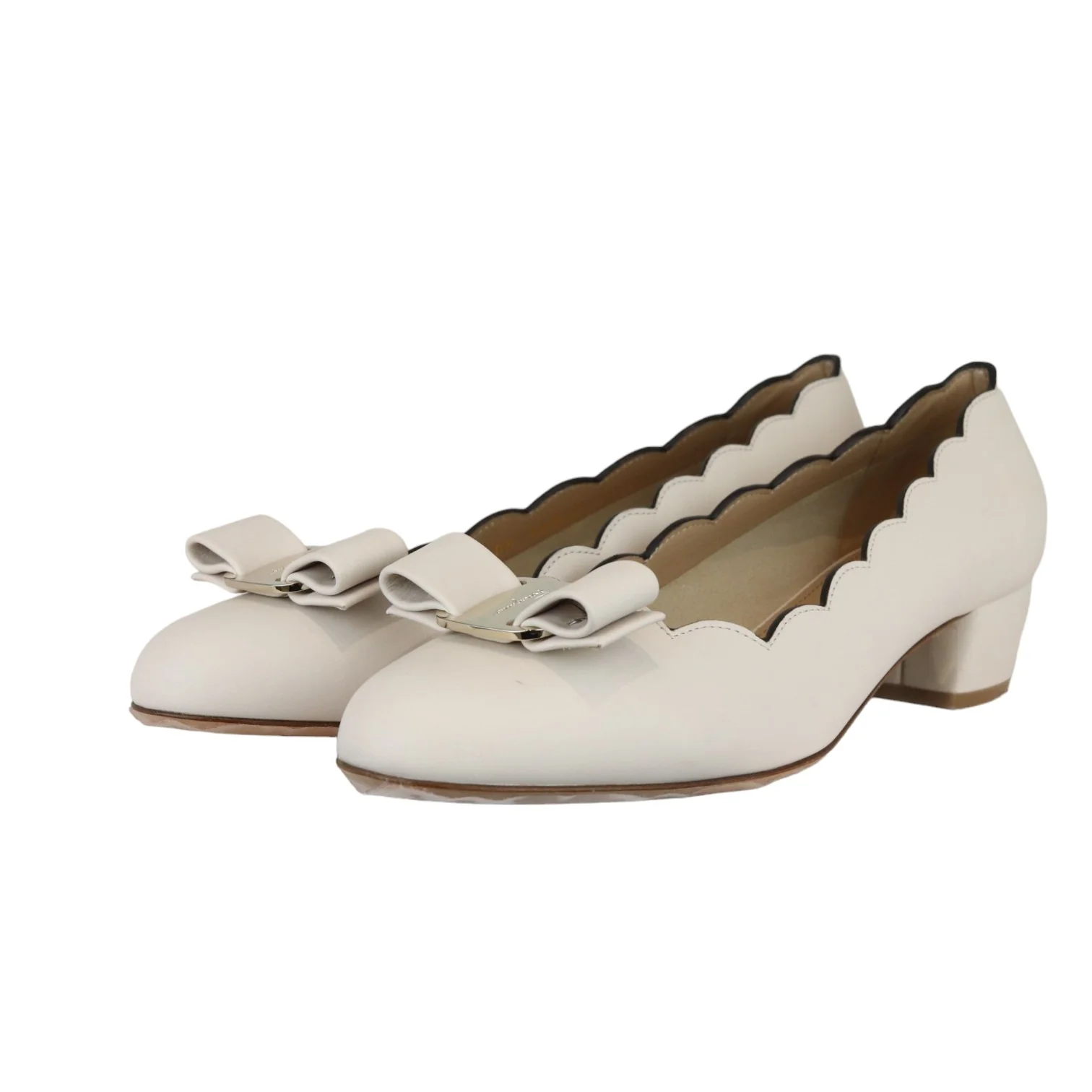 Vara Bow Shell Pumps Calfskin White Size 7 GHW - Image 8