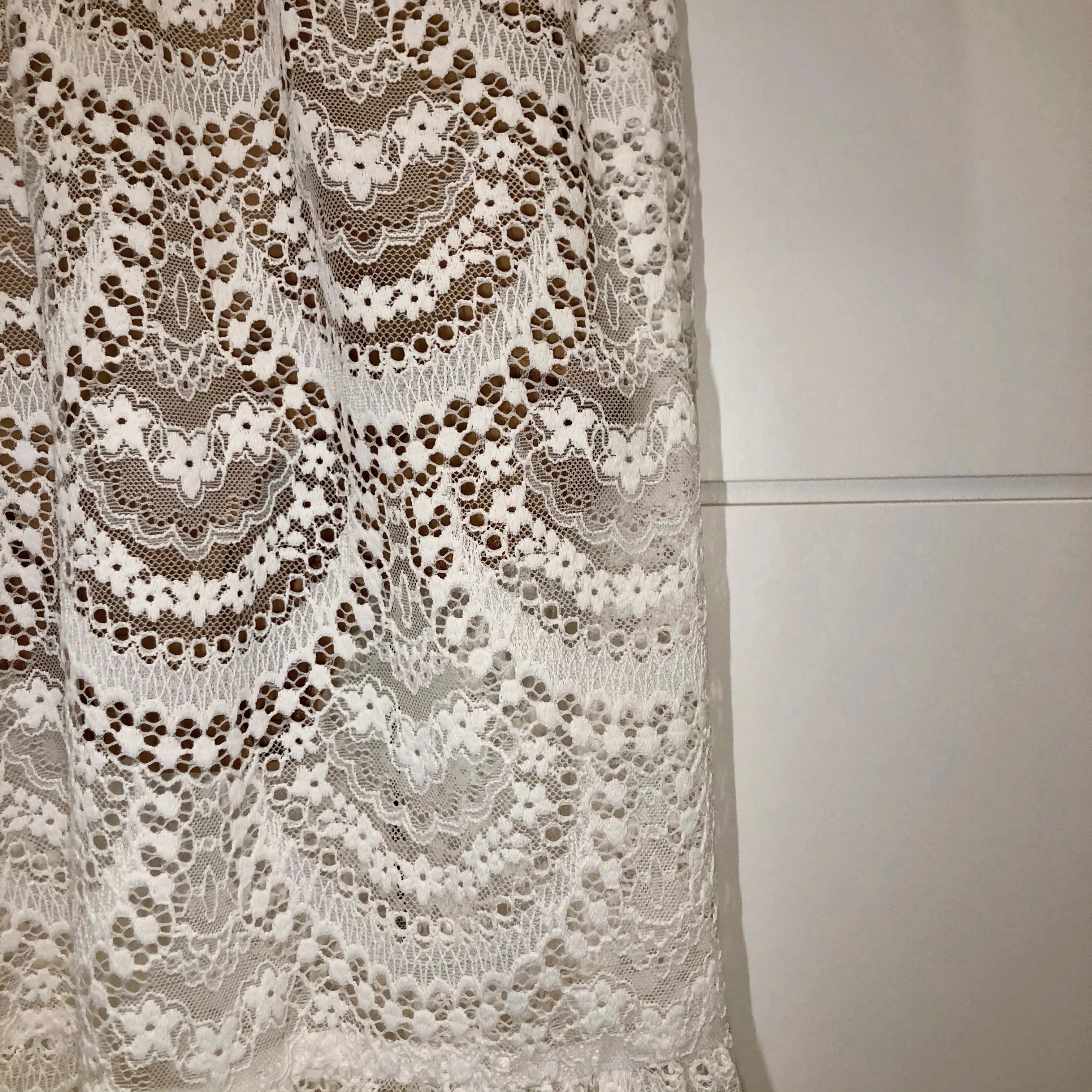 Rosalita Lace Skirt in White - Image 5