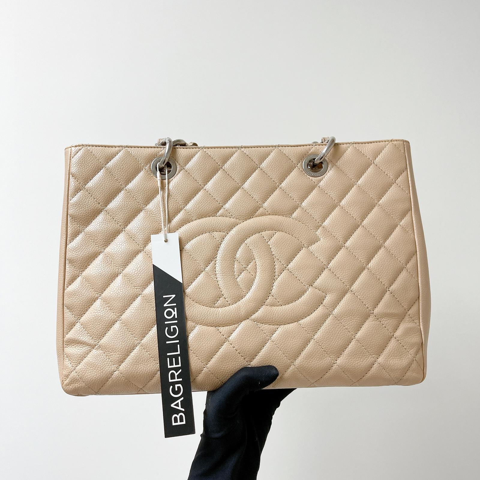 Grand Shopping Tote GST Beige SHW - Image 2
