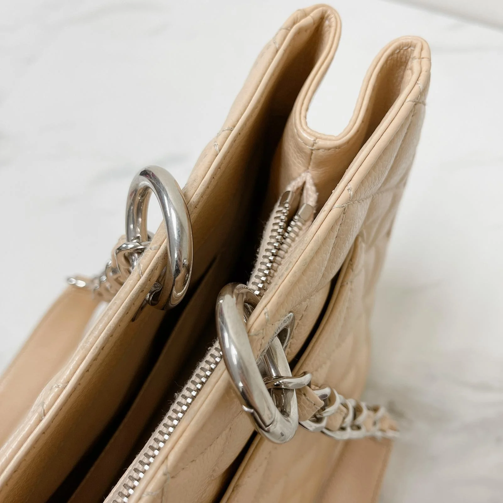 Grand Shopping Tote GST Beige SHW - Image 25
