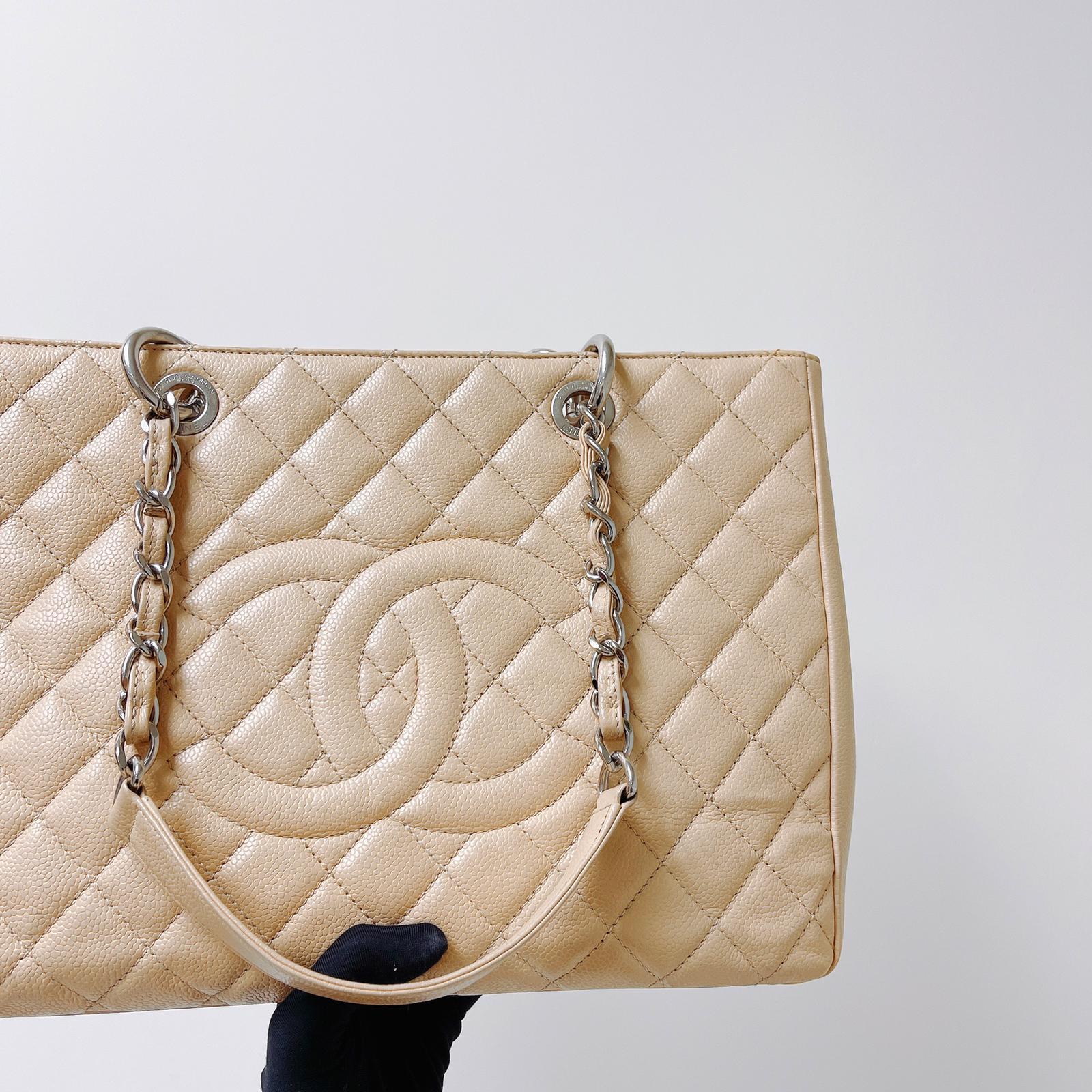 Grand Shopping Tote GST Beige SHW - Image 5