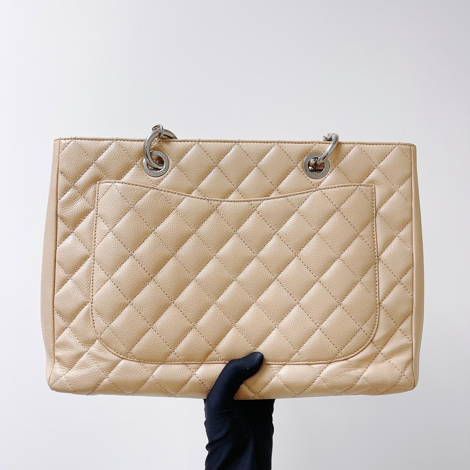 Grand Shopping Tote GST Beige SHW - Image 6