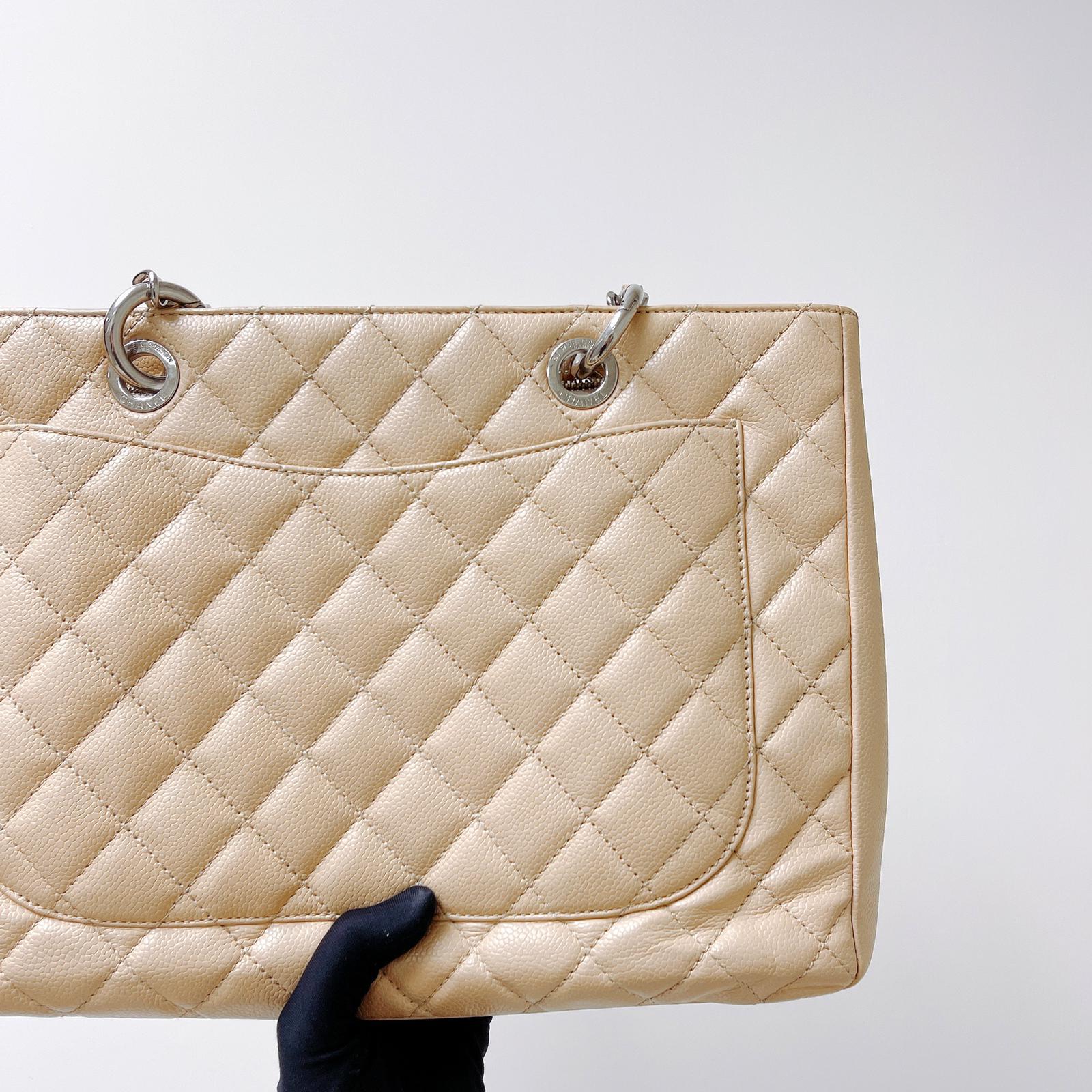 Grand Shopping Tote GST Beige SHW - Image 8