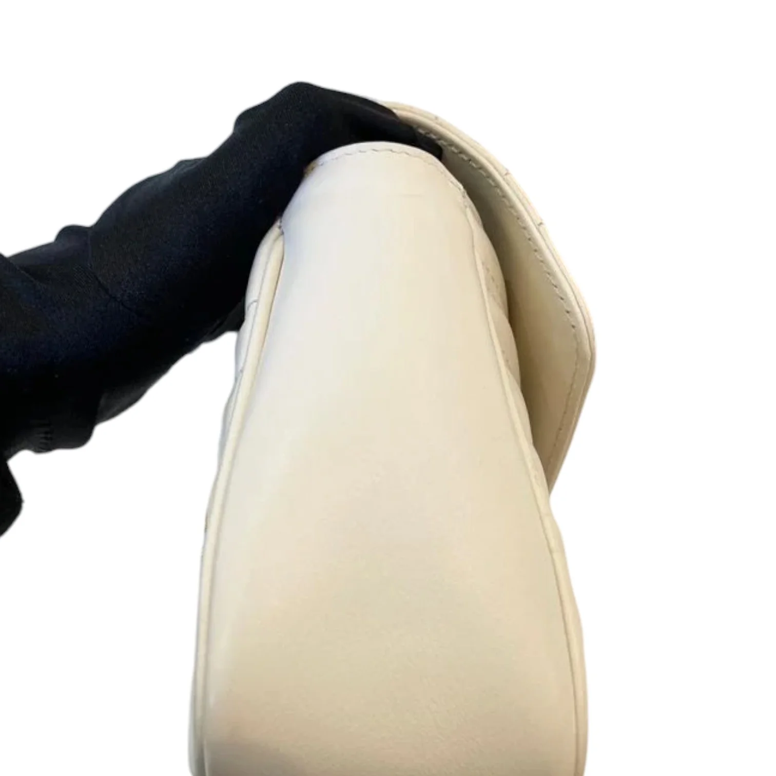 GG Marmont Small Shoulder Calfskin Matelasse White GHW - Image 5