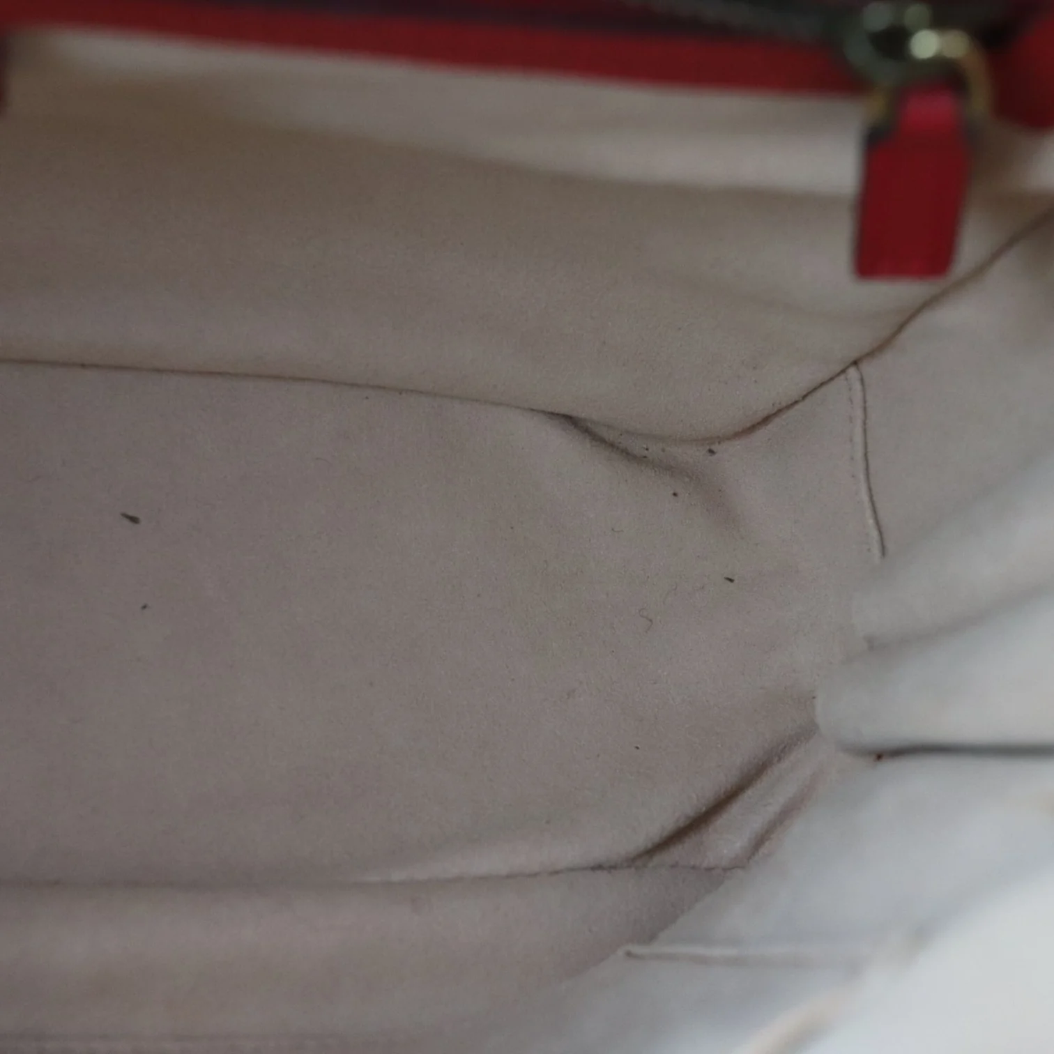 GG Marmont Top Handle Small Shoulder Calfskin Matelasse Red GHW - Image 30