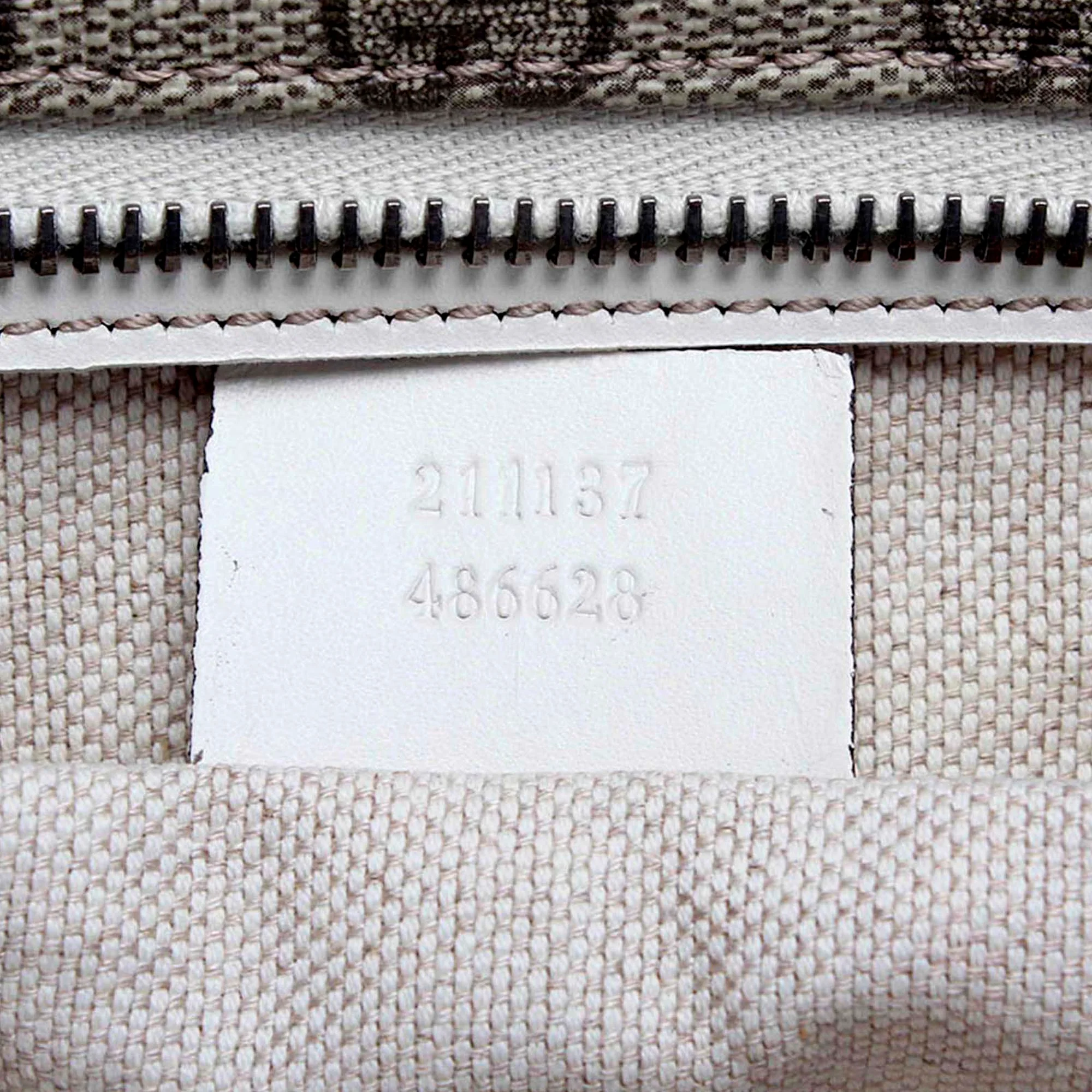 Gucci GG Supreme Tote Bag Brown - Image 7