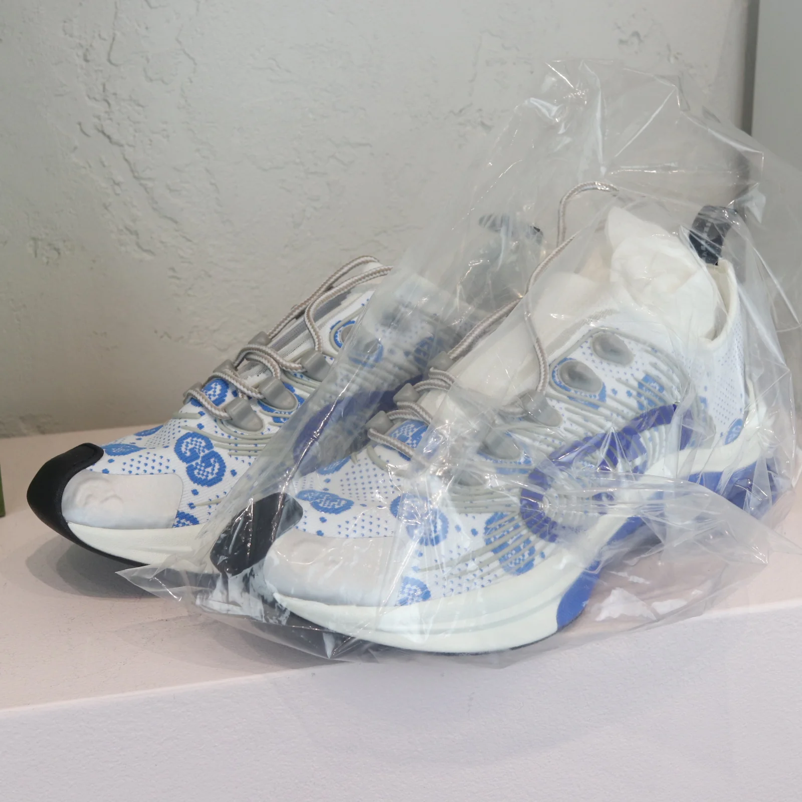 Run Sneakers Knit Fabric GG Monogram Blue White Size 6.5 - Image 2