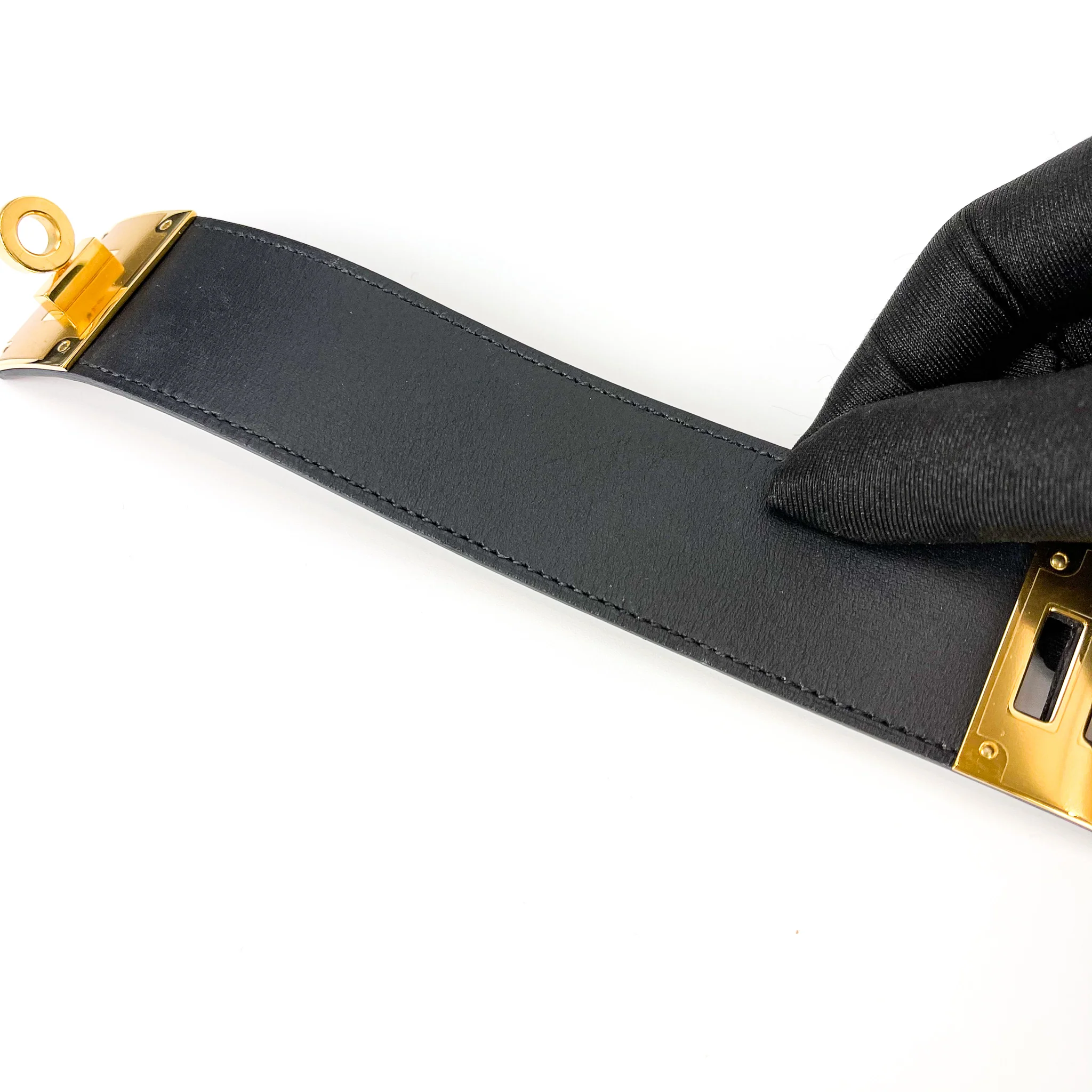 Swift Leather Kelly Dog Bracelet Black - Image 13