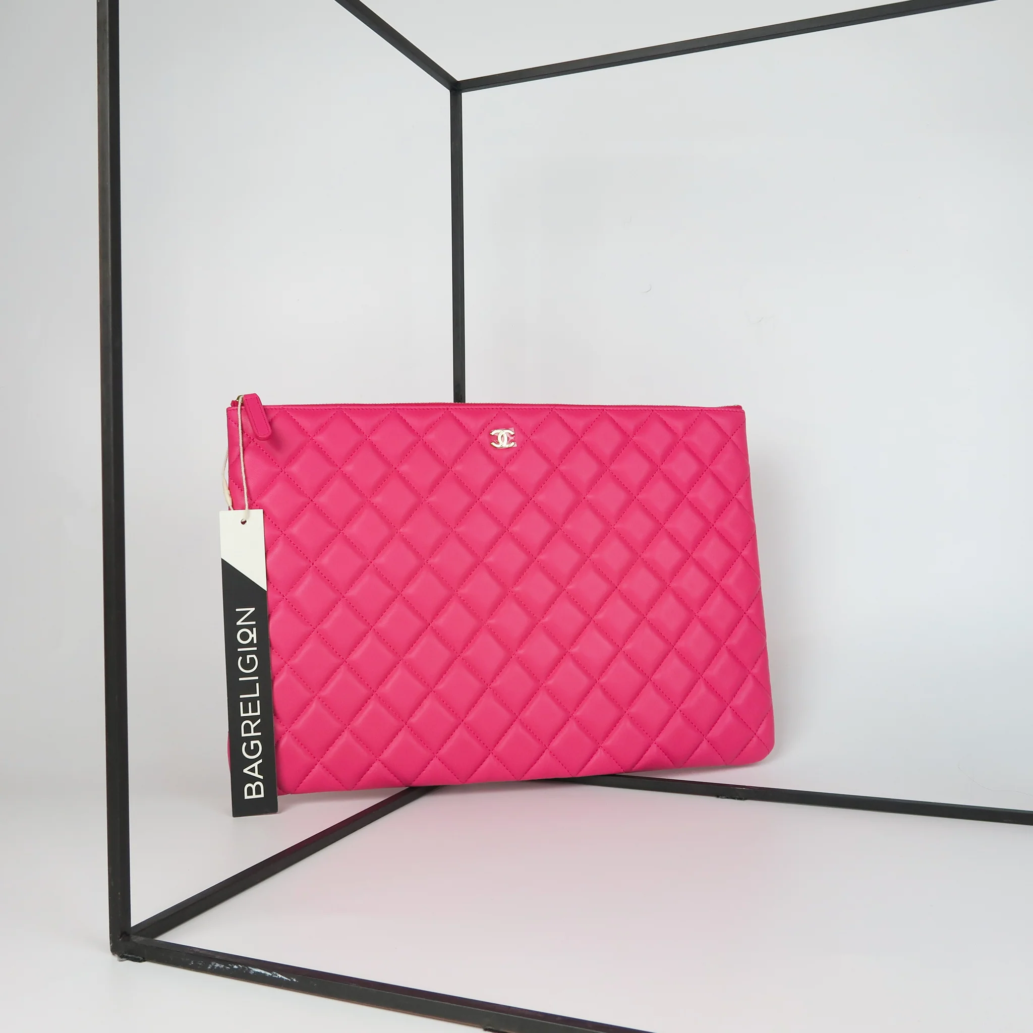 Lambskin O Case Quilted Pink Large Zip Pouch - Image 15