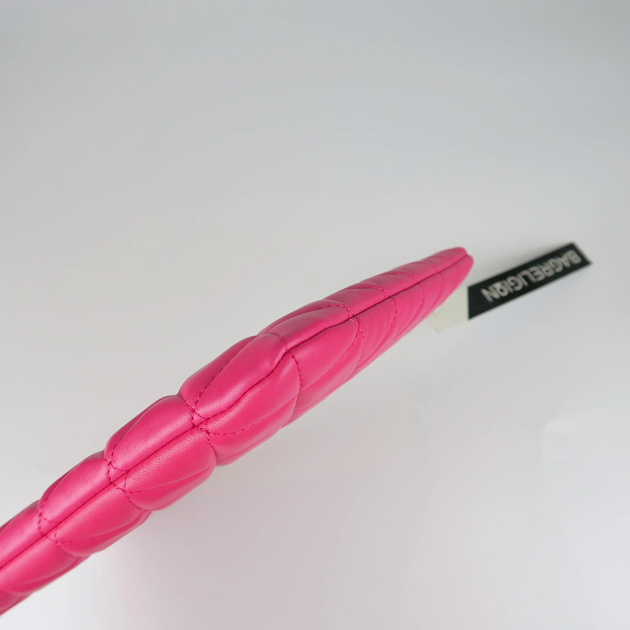 Lambskin O Case Quilted Pink Large Zip Pouch - Image 9