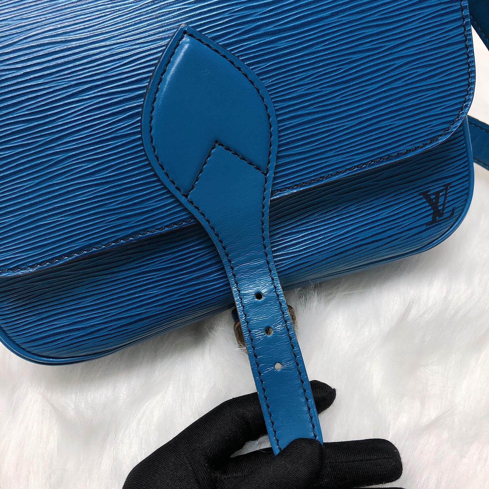 Toledo Blue Epi Cartouchière MM Crossbody - Image 17