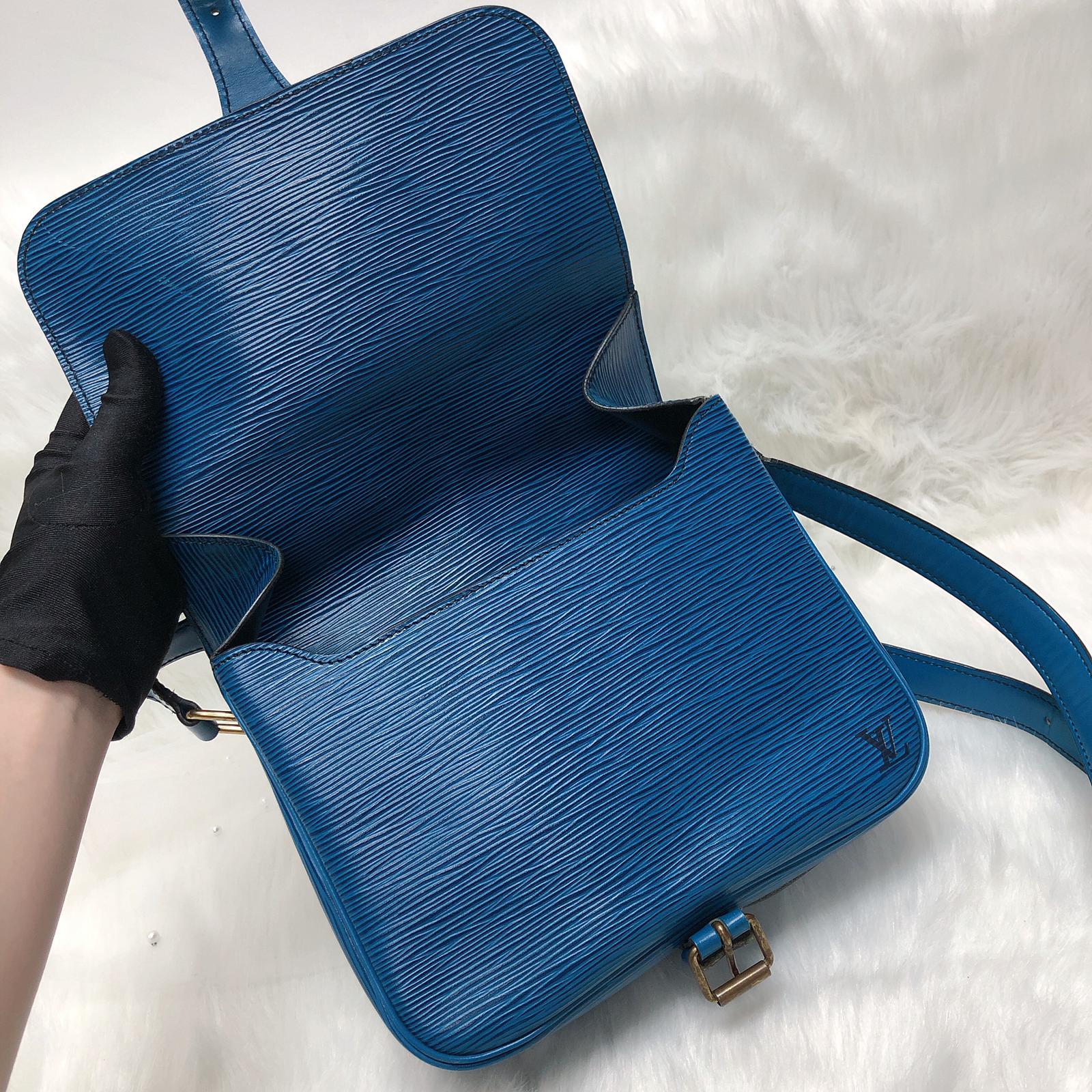 Toledo Blue Epi Cartouchière MM Crossbody - Image 18