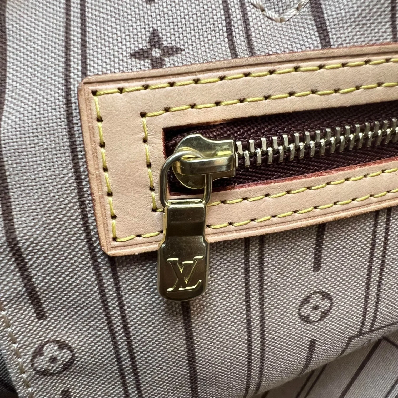 Neverfull GM Monogram Brown GHW - Image 13