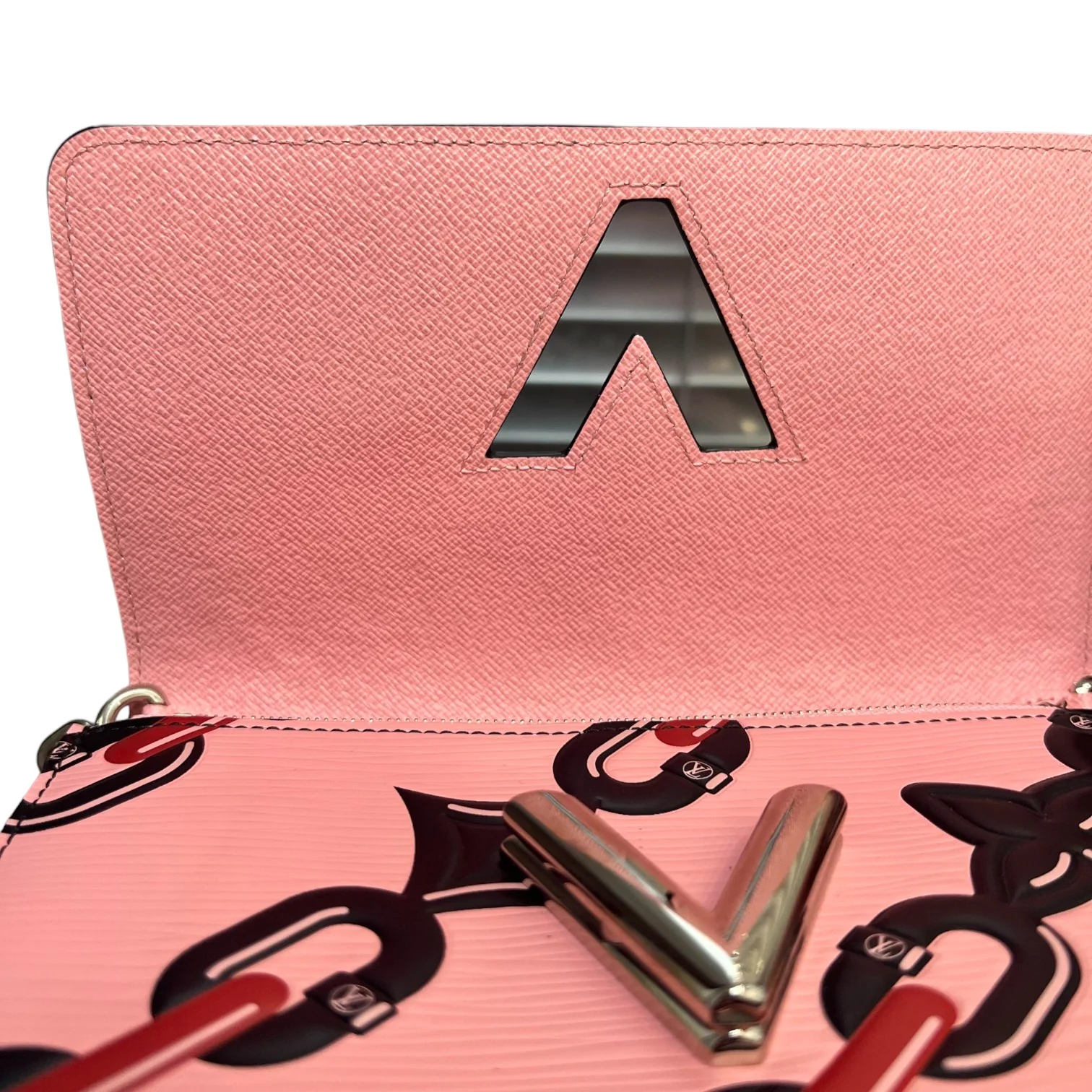 Twist Chain Wallet Chain Flower Print Epi Pink SHW - Image 9