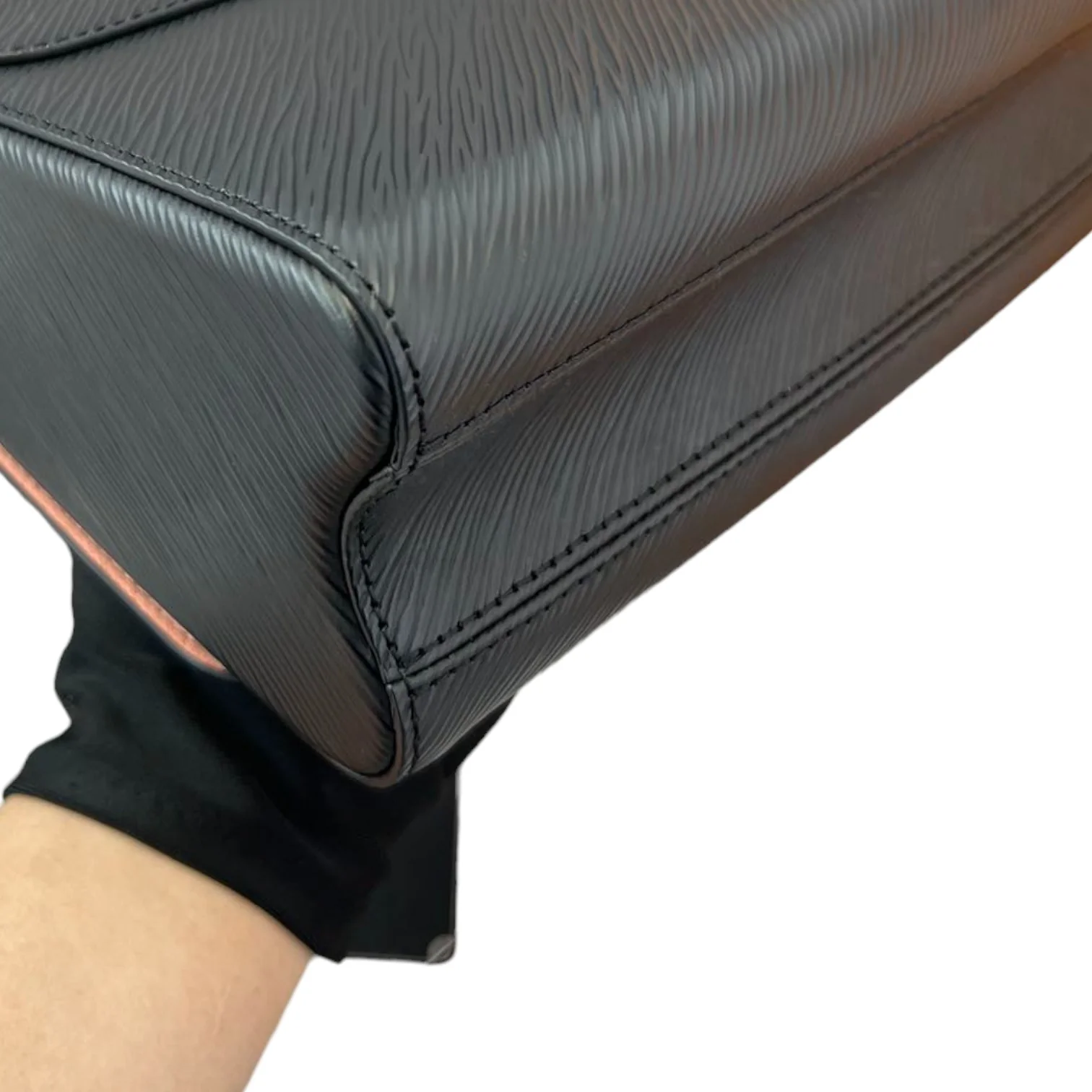 Twist MM Shoulder Epi Black GHW - Image 6