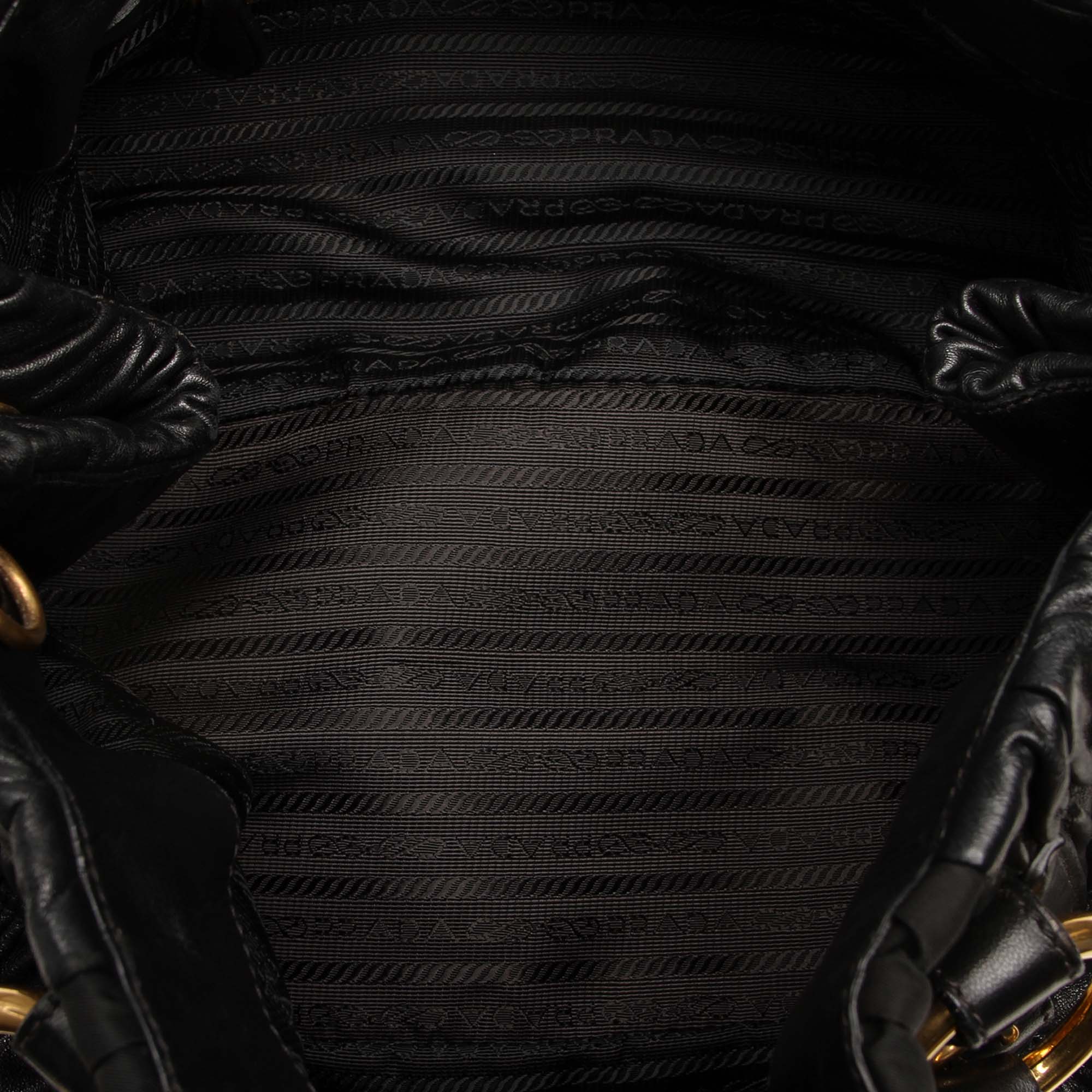 Tessuto Nappa Gaufre Satchel Black - Image 5