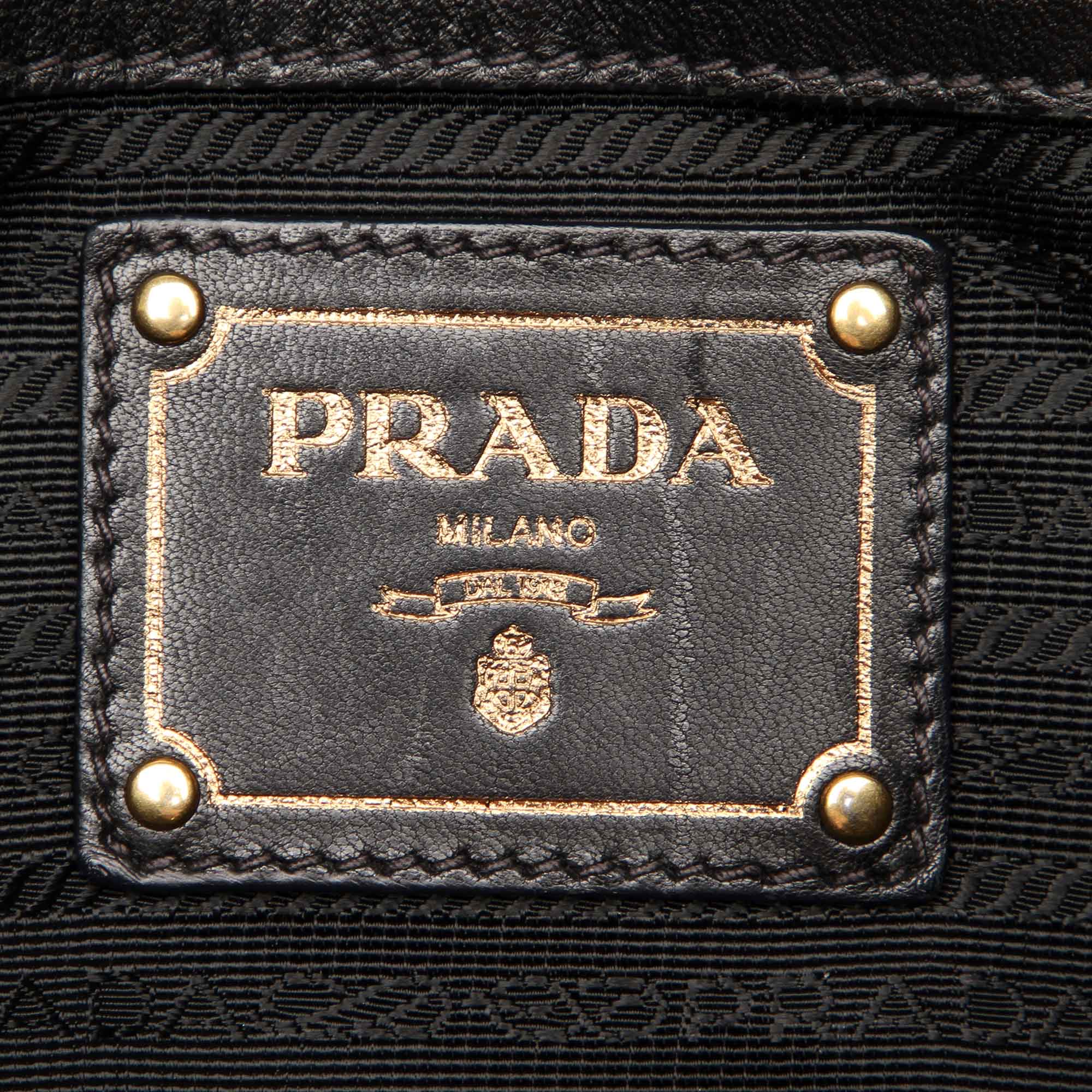 Tessuto Nappa Gaufre Satchel Black - Image 6