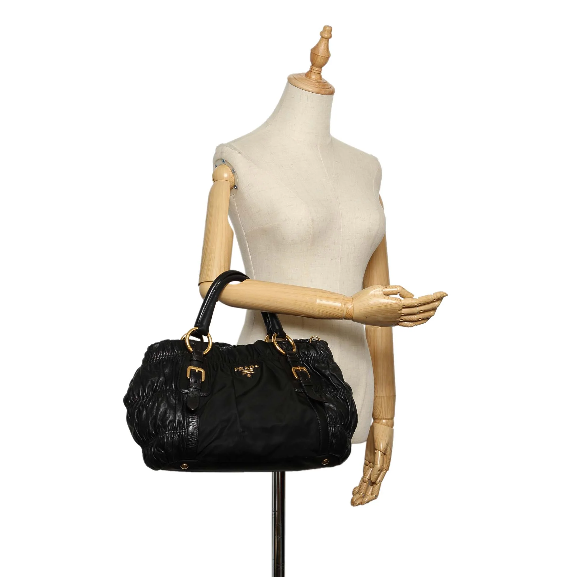 Tessuto Nappa Gaufre Satchel Black - Image 9