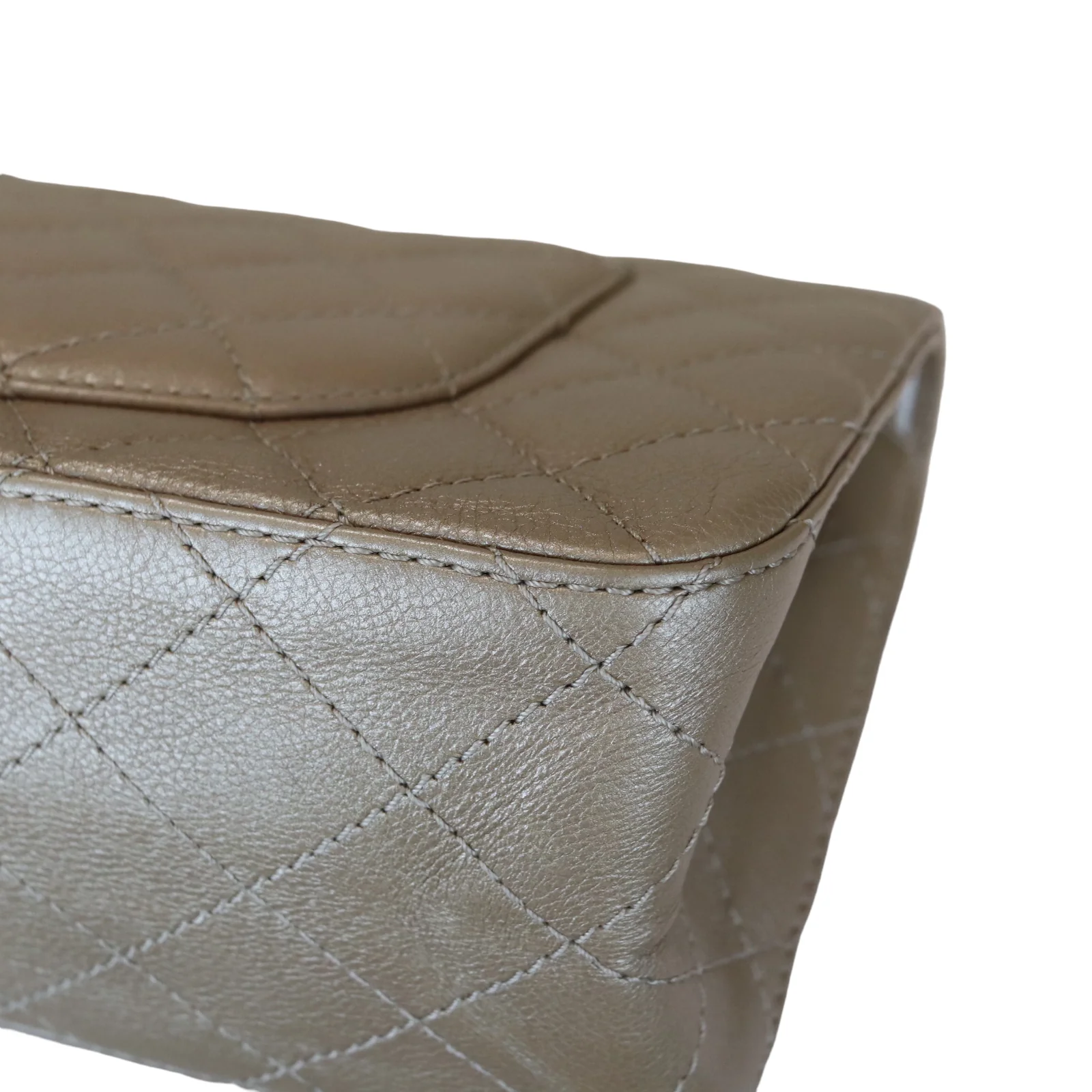 Reissue Medium 226 Iridescent Taupe-Beige GHW - Image 14