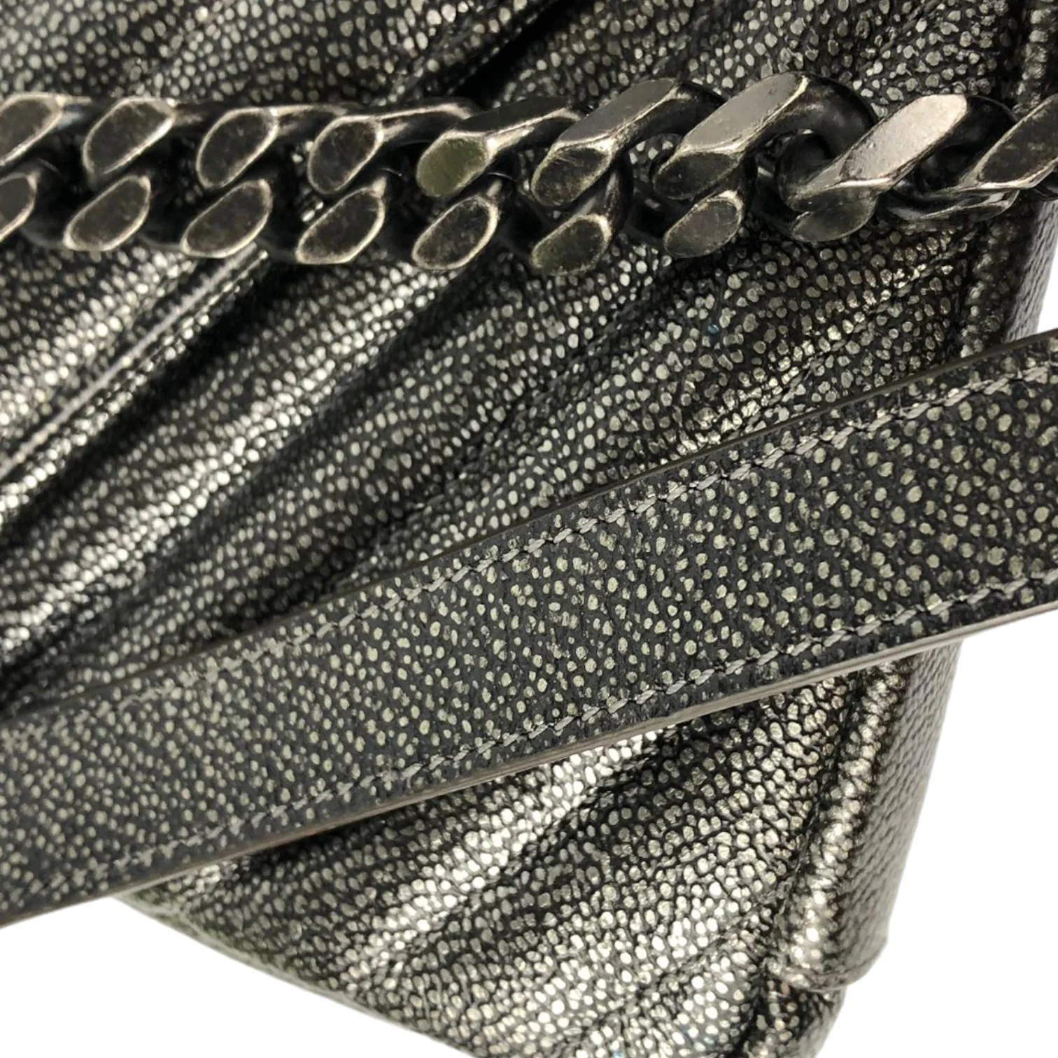College Bag Medium Metallic Grain De Poudre Gunmetal RHW - Image 24