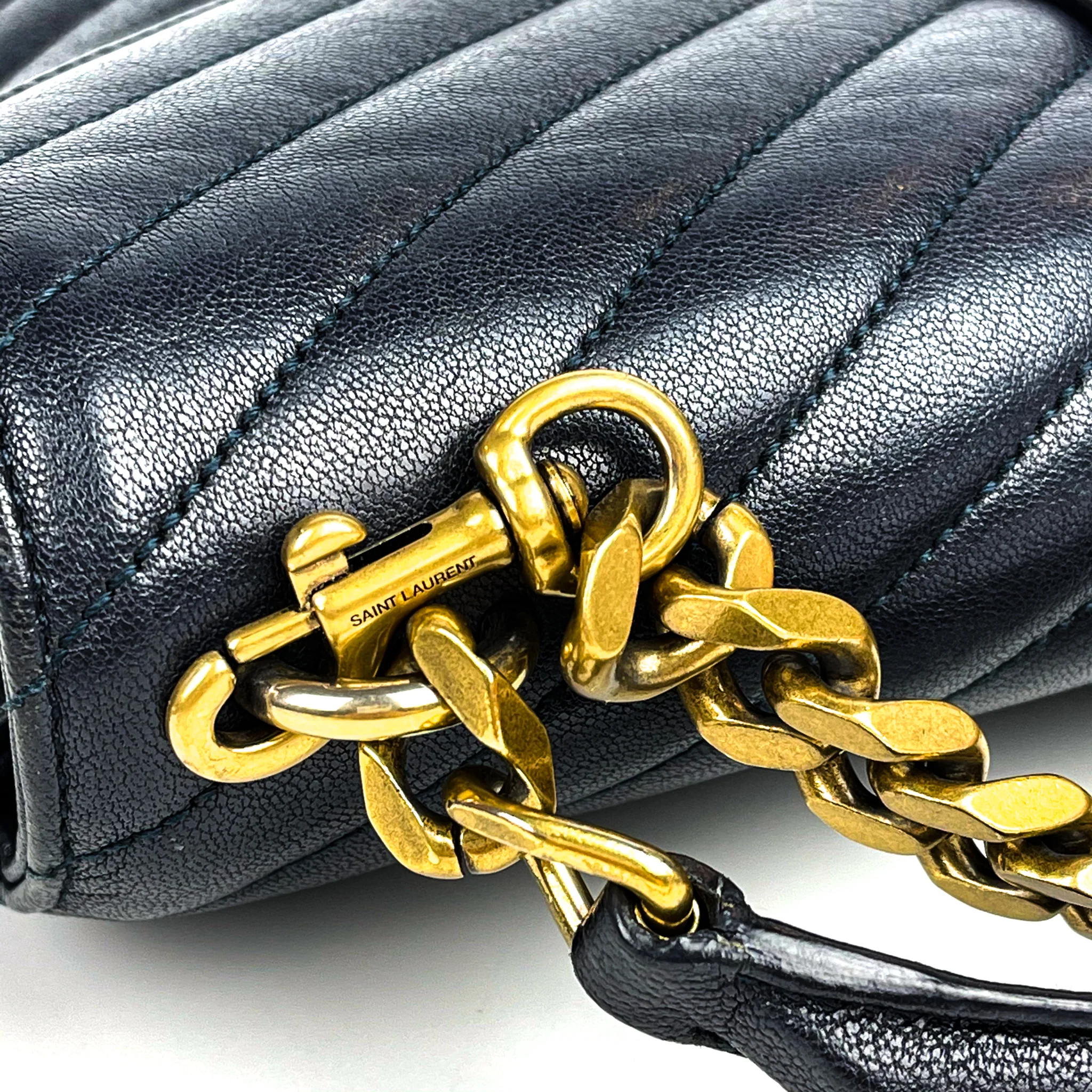 Medium Chevron College Leather Bag Dark Blue - Image 13