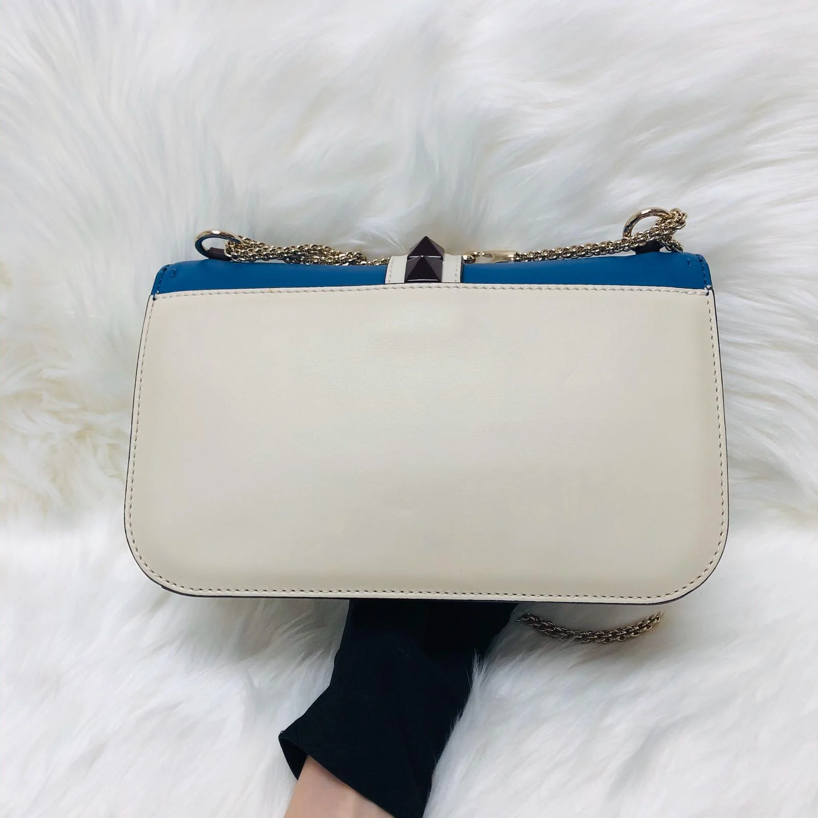 Rockstud Glam Lock Medium Leather Flap Bag in Tri Color - Image 5