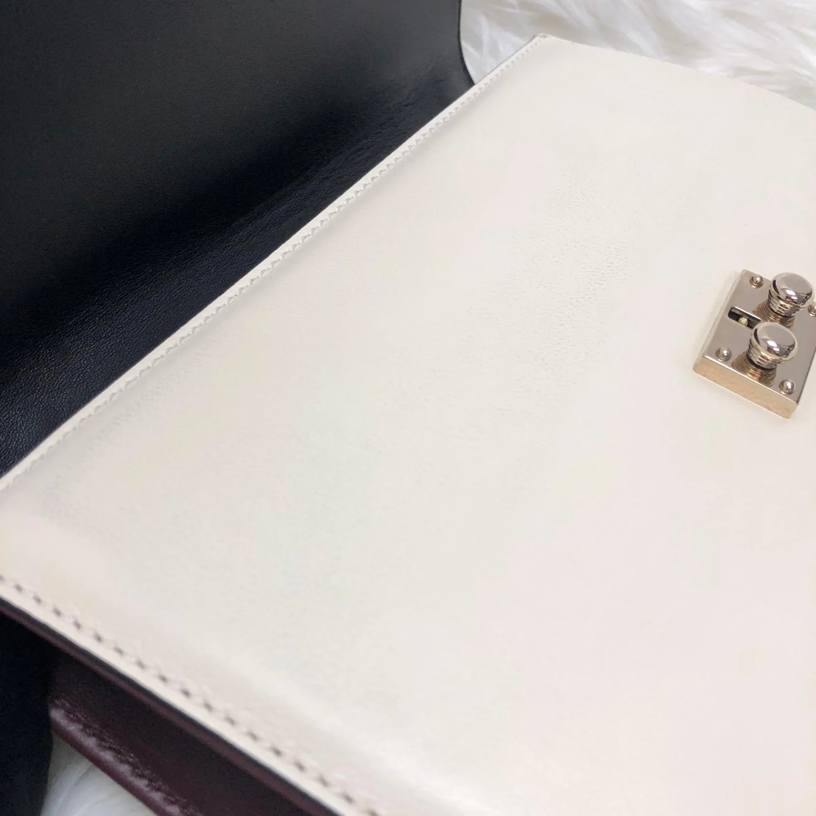 Rockstud Glam Lock Medium Leather Flap Bag in Tri Color - Image 8