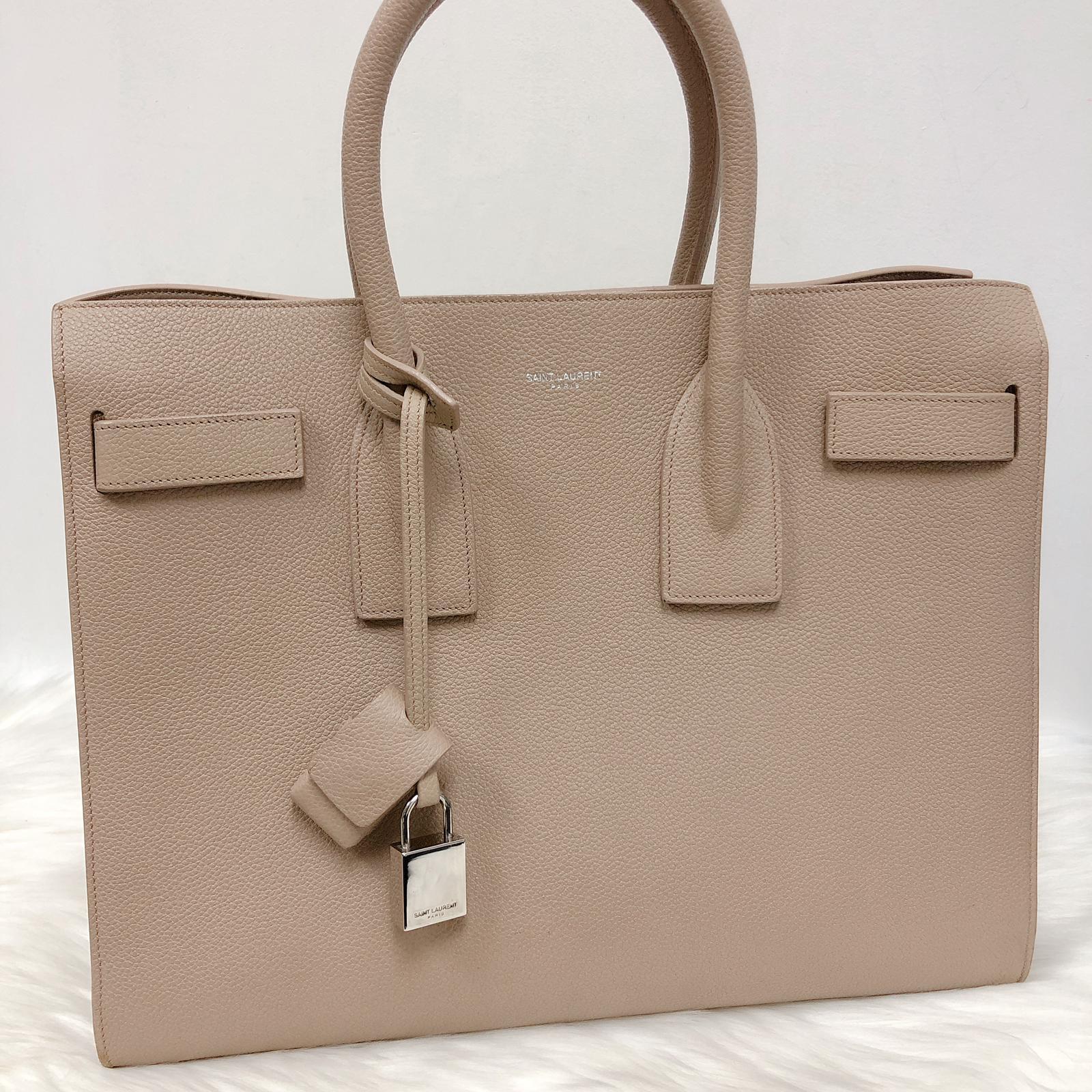 Classic Small Sac De Jour in Beige Grained Leather - Image 20