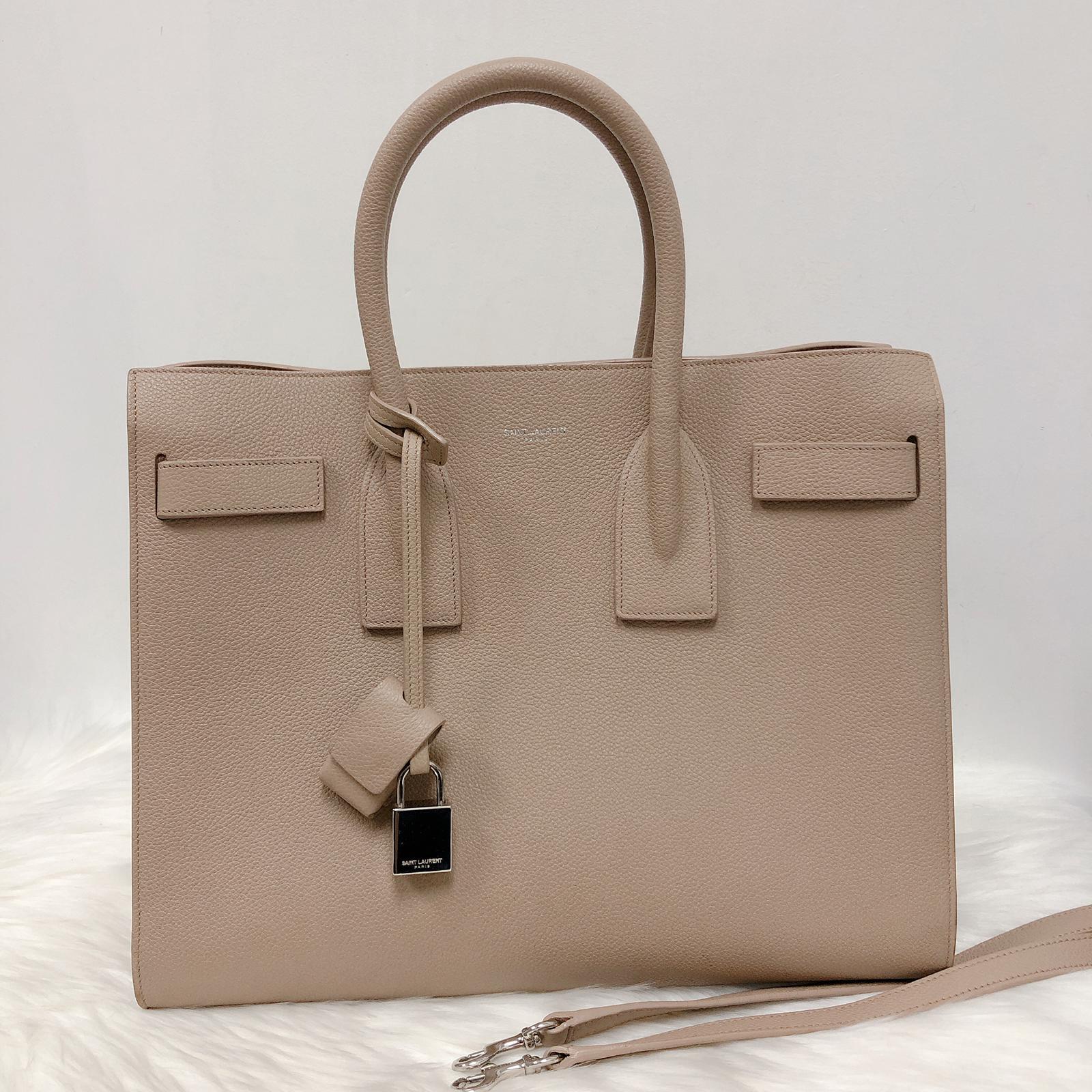 Classic Small Sac De Jour in Beige Grained Leather - Image 25